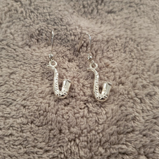 Saxophone Womens Earrings One Pair Music Silver Tone Alloy Band Orchestra Dangle