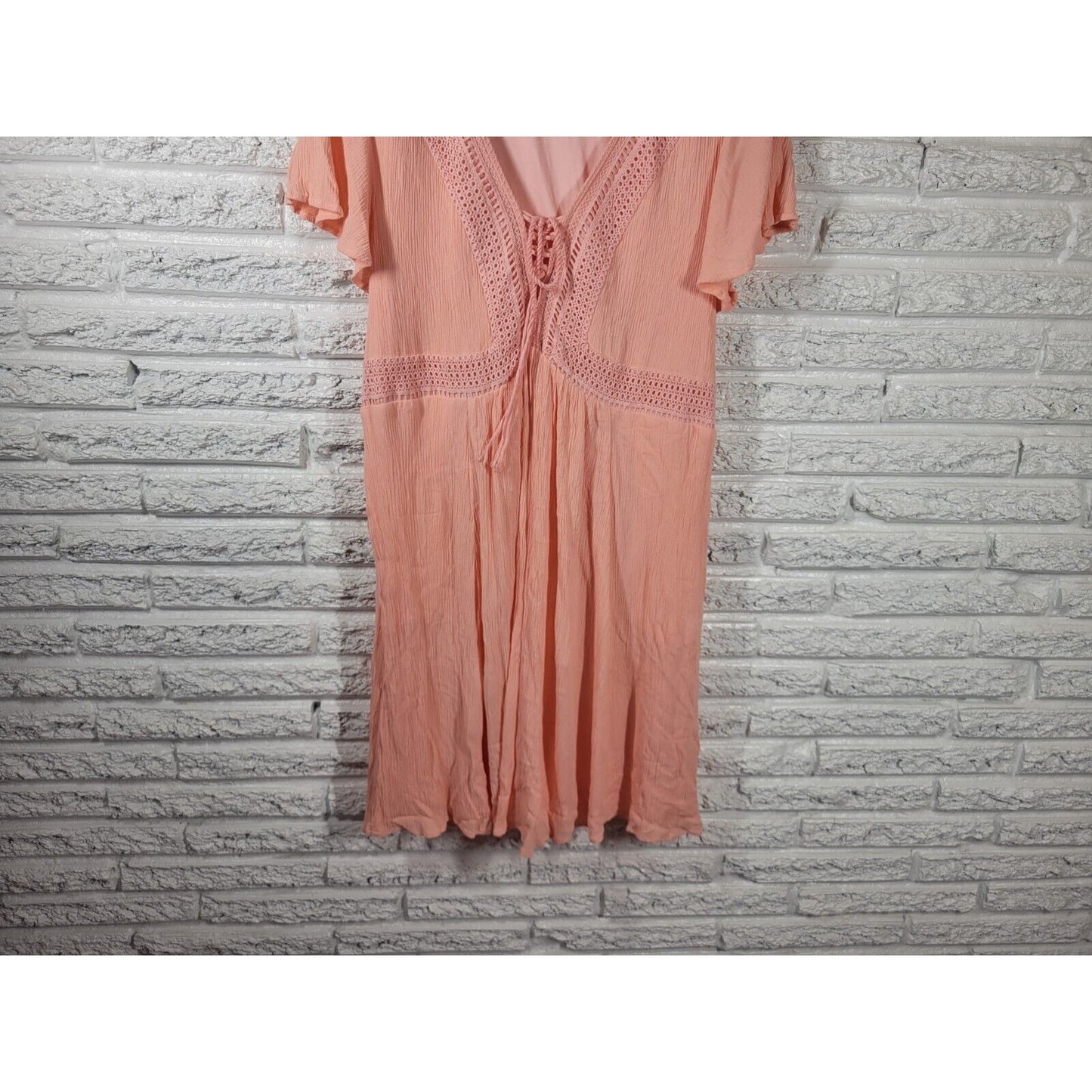 Torrid Womens Dress 1 1X Flutter Sleeve Pink Crochet Lined Crinkle Rayon Lace