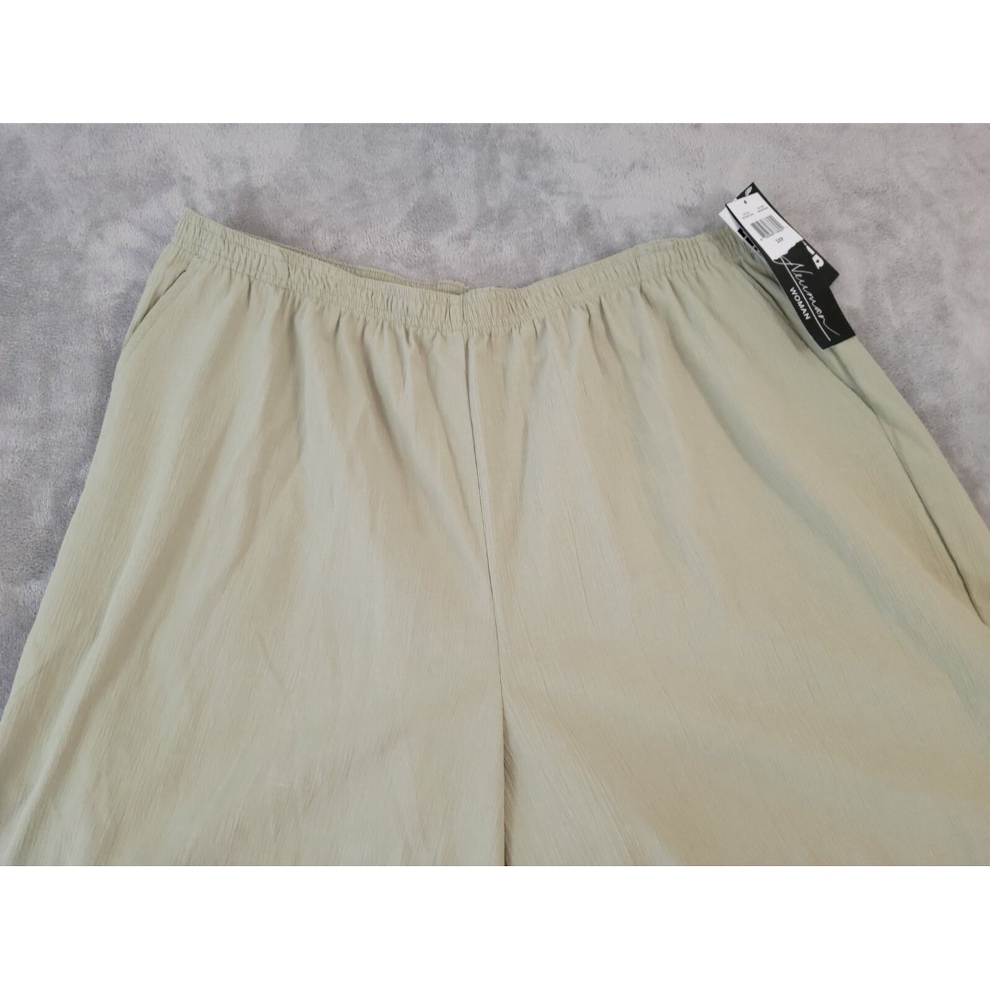 Jeno Neuman Womens Shorts 3XP Plus Petite Pull On Walking Green Pockets New