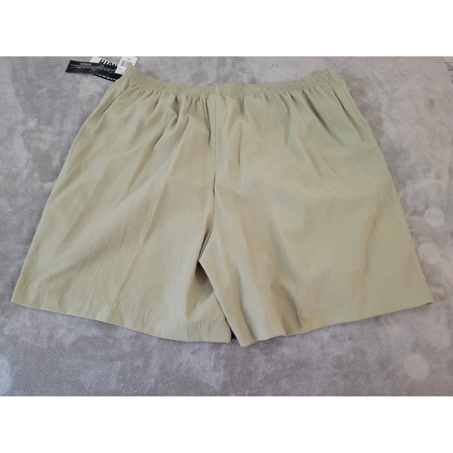 Jeno Neuman Womens Shorts 3XP Plus Petite Pull On Walking Green Pockets New