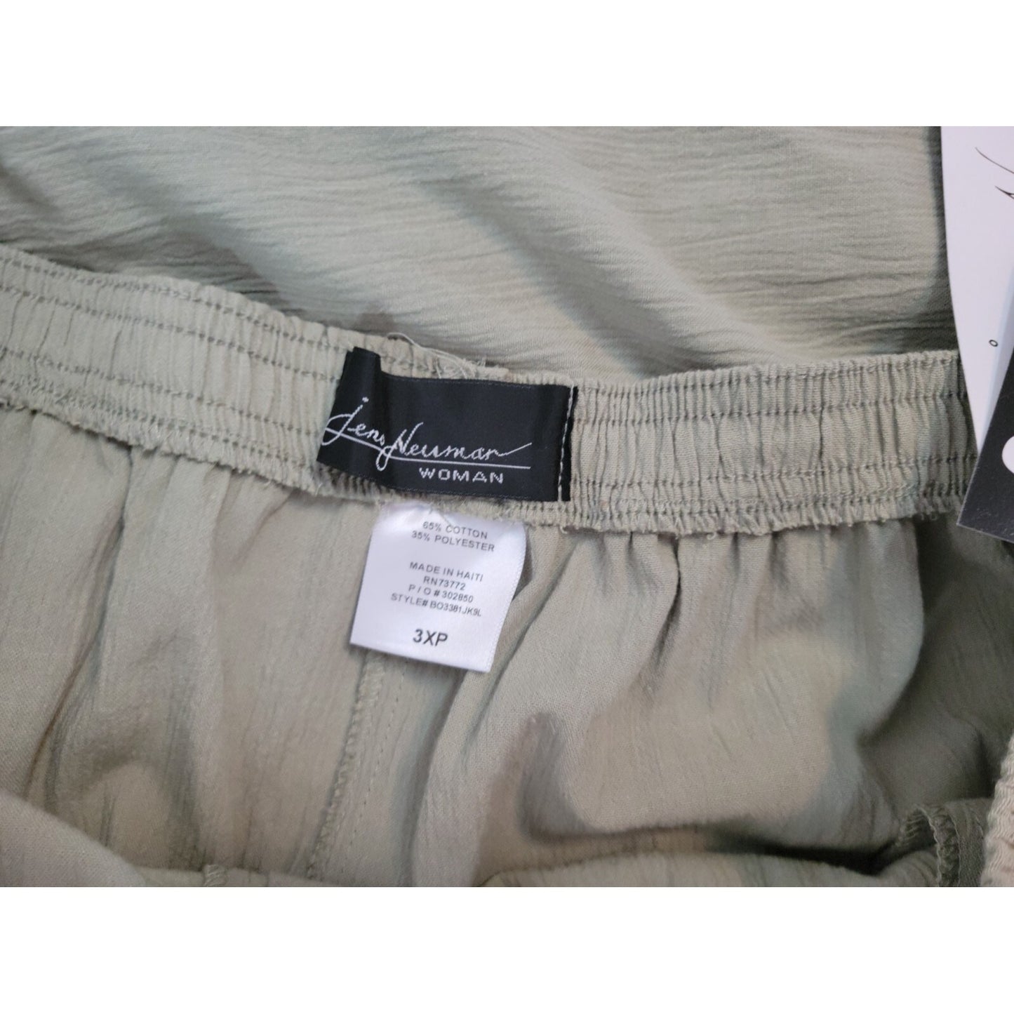 Jeno Neuman Womens Shorts 3XP Plus Petite Pull On Walking Green Pockets New