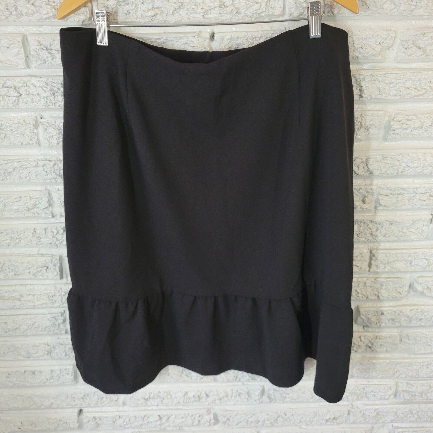 Roz Ali Womens Skirt 2X Plus Aline Knee Length Ruffle Black Poly Blend Pull On