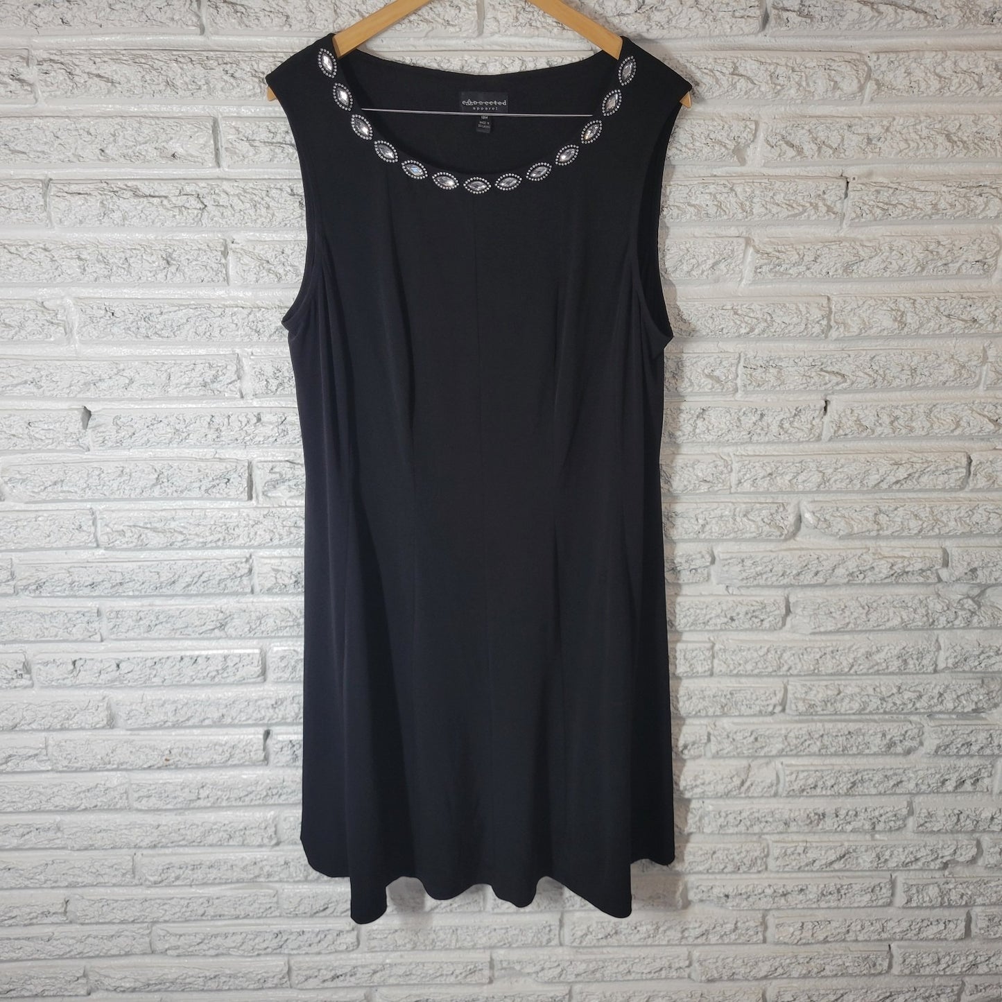 Connected Womens Dress 18W Plus Shift Sleeveless Black Poly Blend Beaded Office