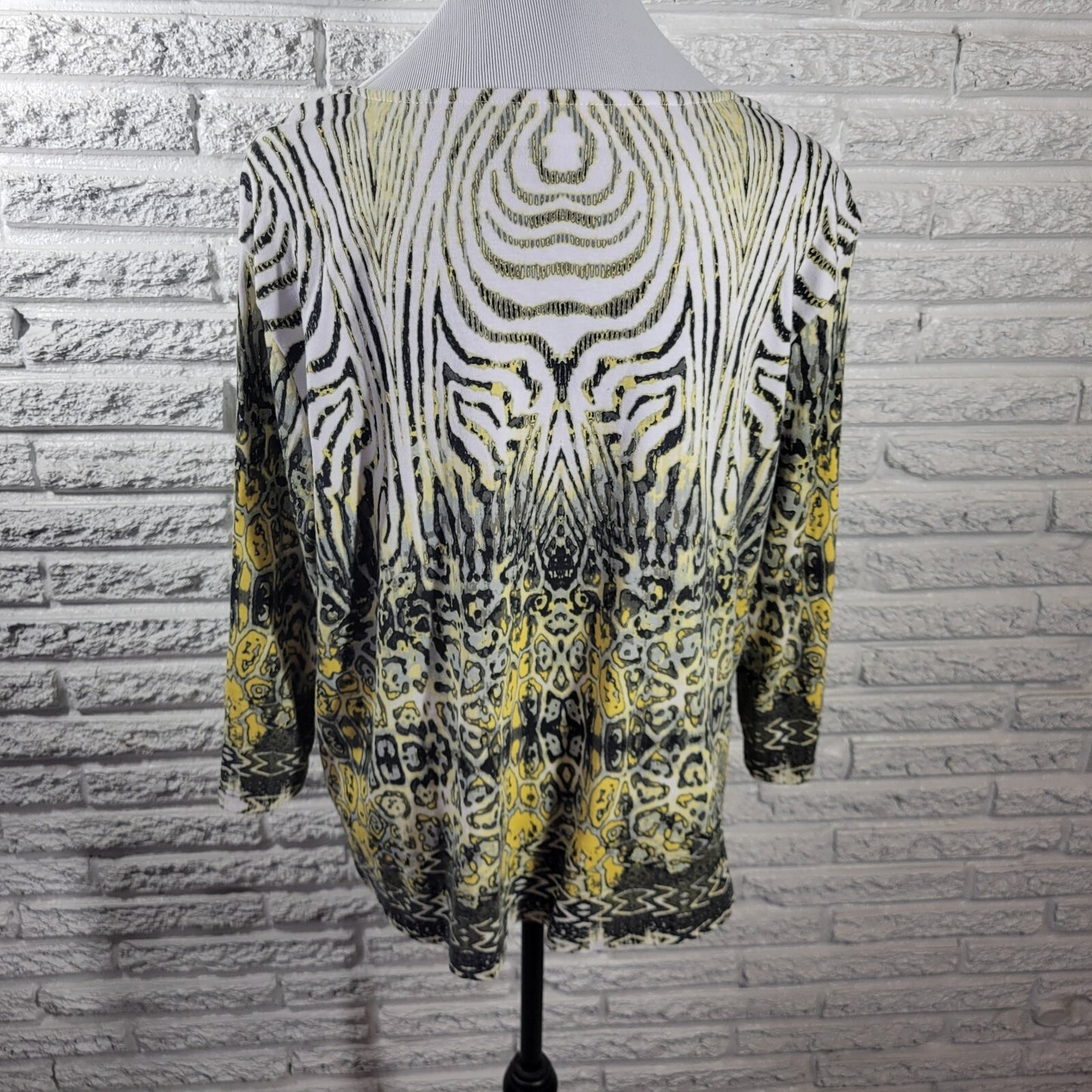 Rebecca Malone Womens Top XL 3/4 Sleeve Rhinestones Yellow Animal Print