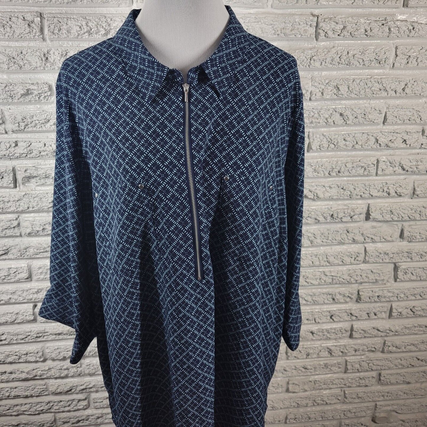 Catherines Women Top 2X Plus Tunic 3/4 Sleeve Blue Geometric Quarter Zip Pockets