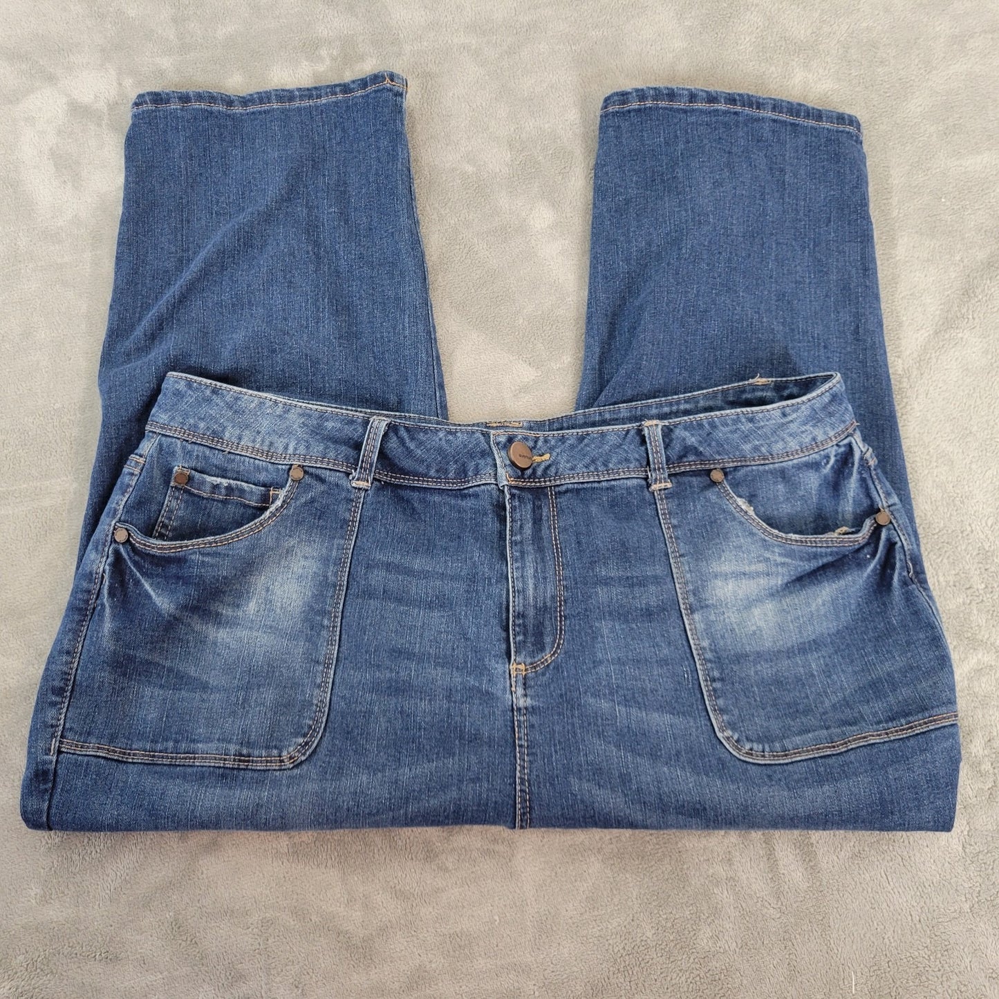 Avenue Womens Jeans 20 Plus Capri Dark Blue Denim Wash Zip Fly Comfy Stretchy