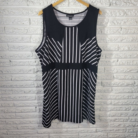 Rouge Womens Dress 4X Plus Sleeveless Mini Black Stripe Lightweight Poly Blend