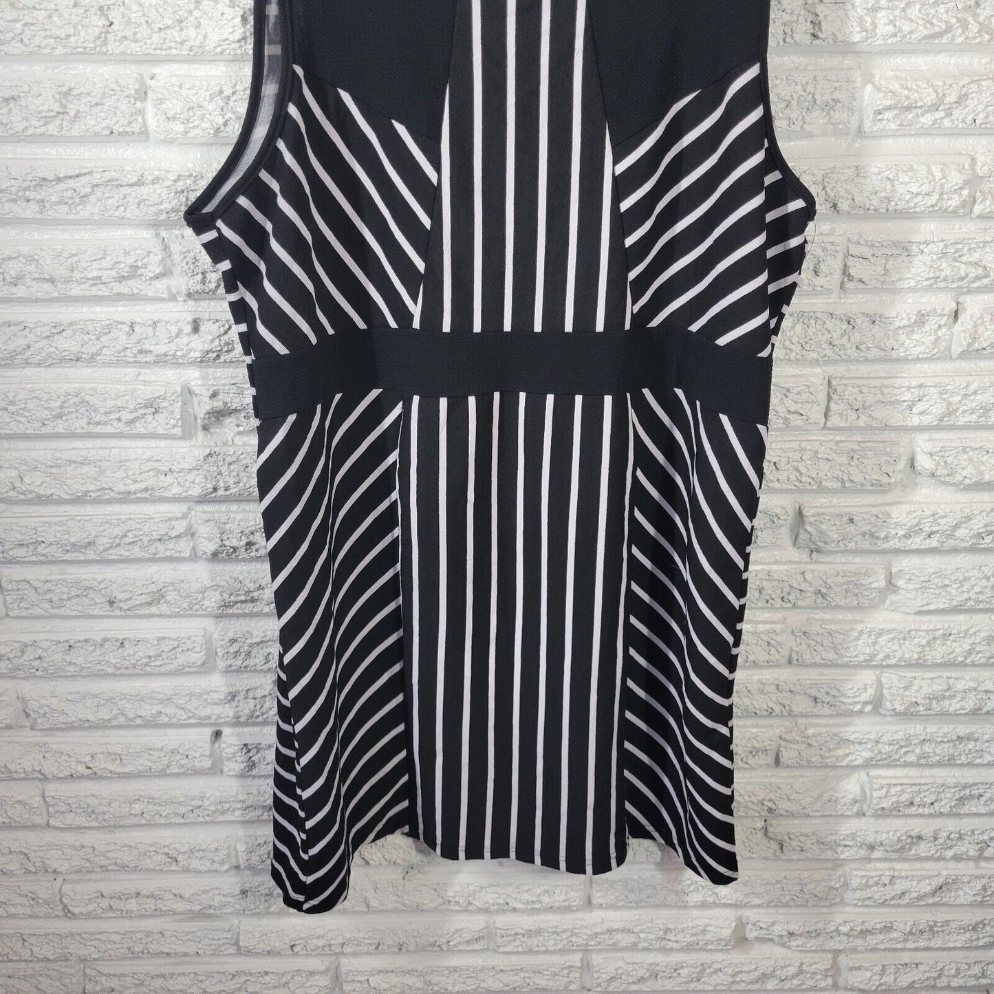 Rouge Womens Dress 4X Plus Sleeveless Mini Black Stripe Lightweight Poly Blend