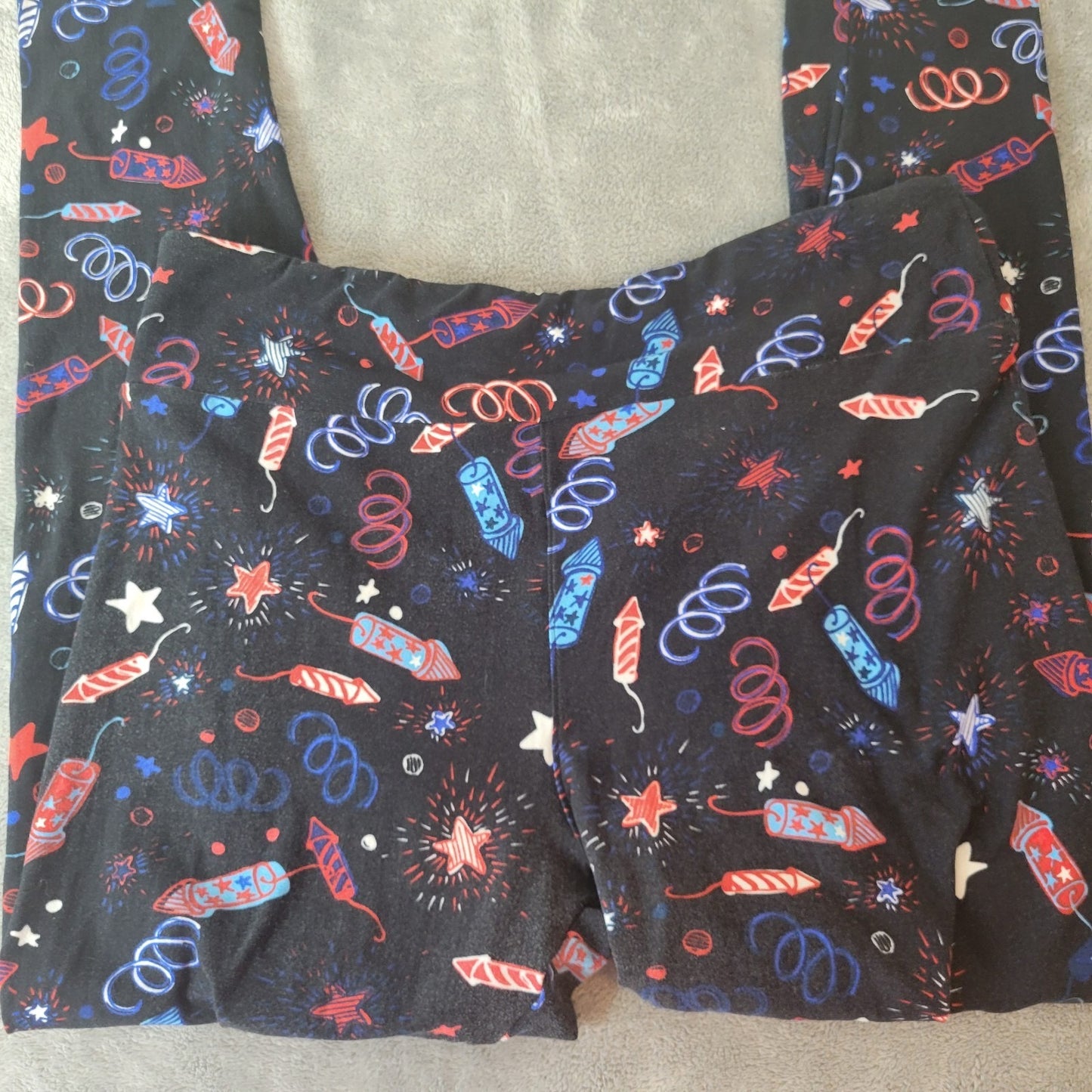 Fourth of July Lularoe Womens Pants TC Tall Curvy Leggings Firecracker Patriotic