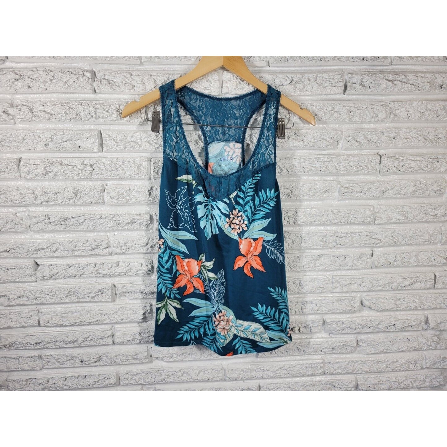 Apt 9 Women Top 1X Pajama Tank Racerback Lace Blue Floral Lightweight Poly Blend