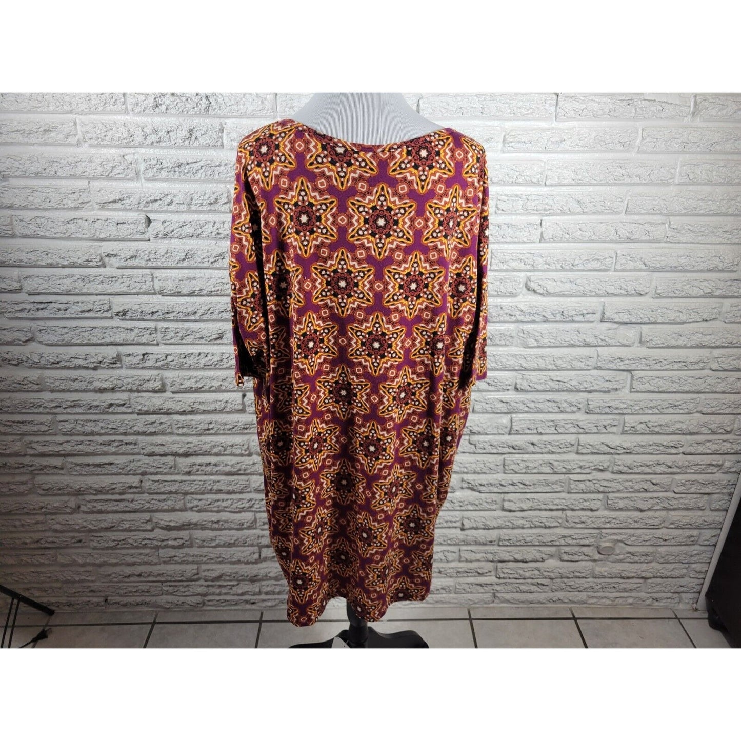 Lularoe Womens Top 3XL Plus Short Sleeve Purple Geometric Asymmetric Casual