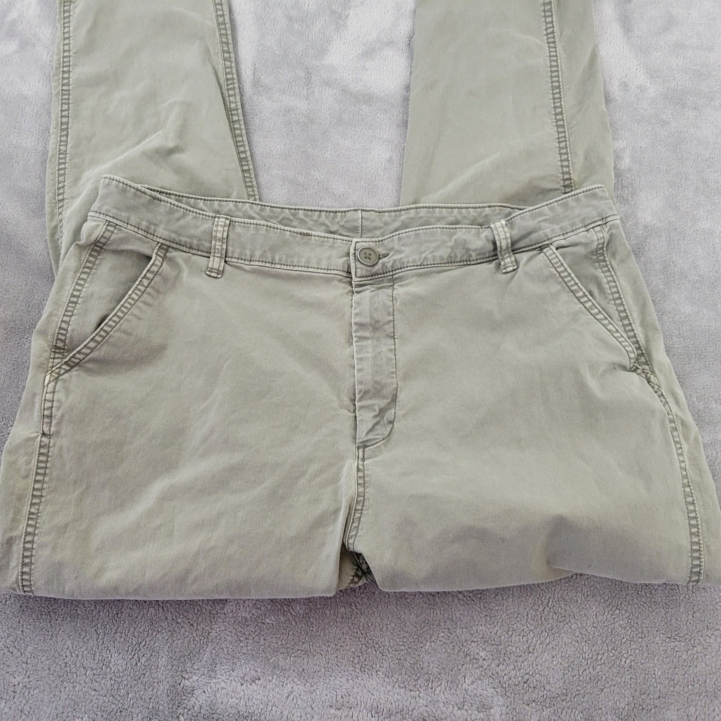 Old Navy Womens Pants 18 Plus Cropped Green Zip Fly Pockets Cotton Blend Casual