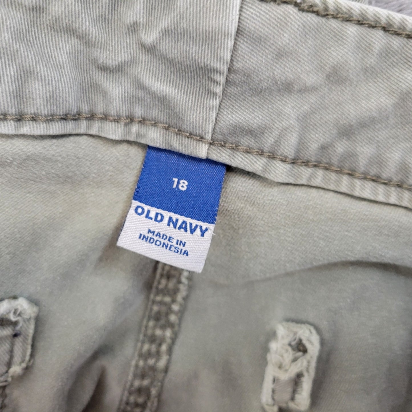 Old Navy Womens Pants 18 Plus Cropped Green Zip Fly Pockets Cotton Blend Casual