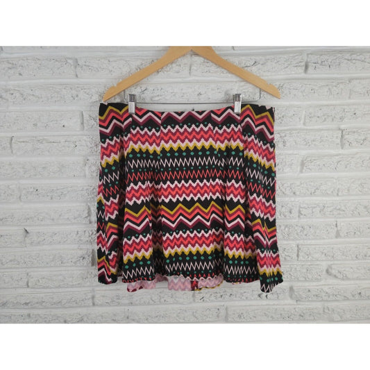 Forever 21 Womens Skirt Extra Large Mini Flare Cotton Red Geometric Casual