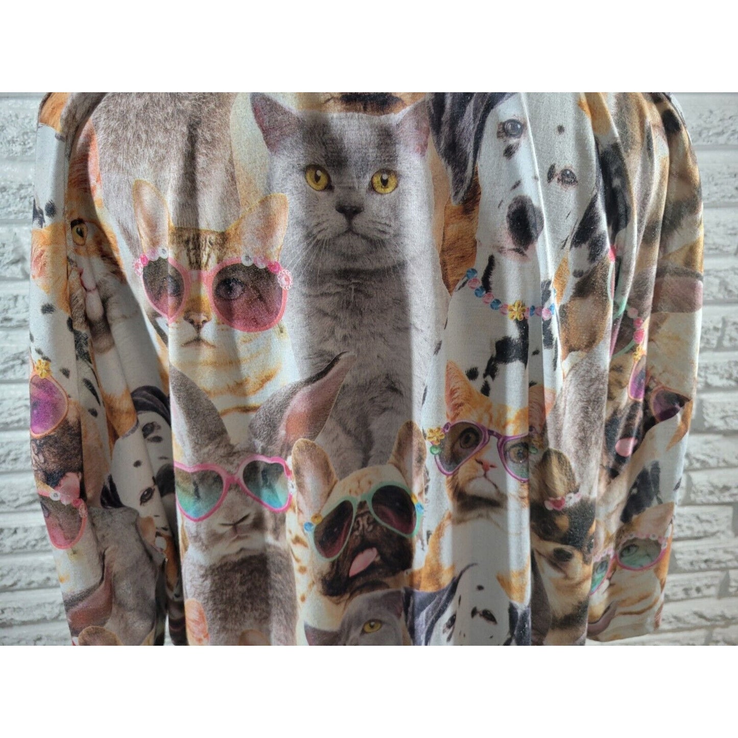 Secret Treasures Womens Pajamas 2X 3X Top Short Sleeve Cats Dogs Polyester Gray
