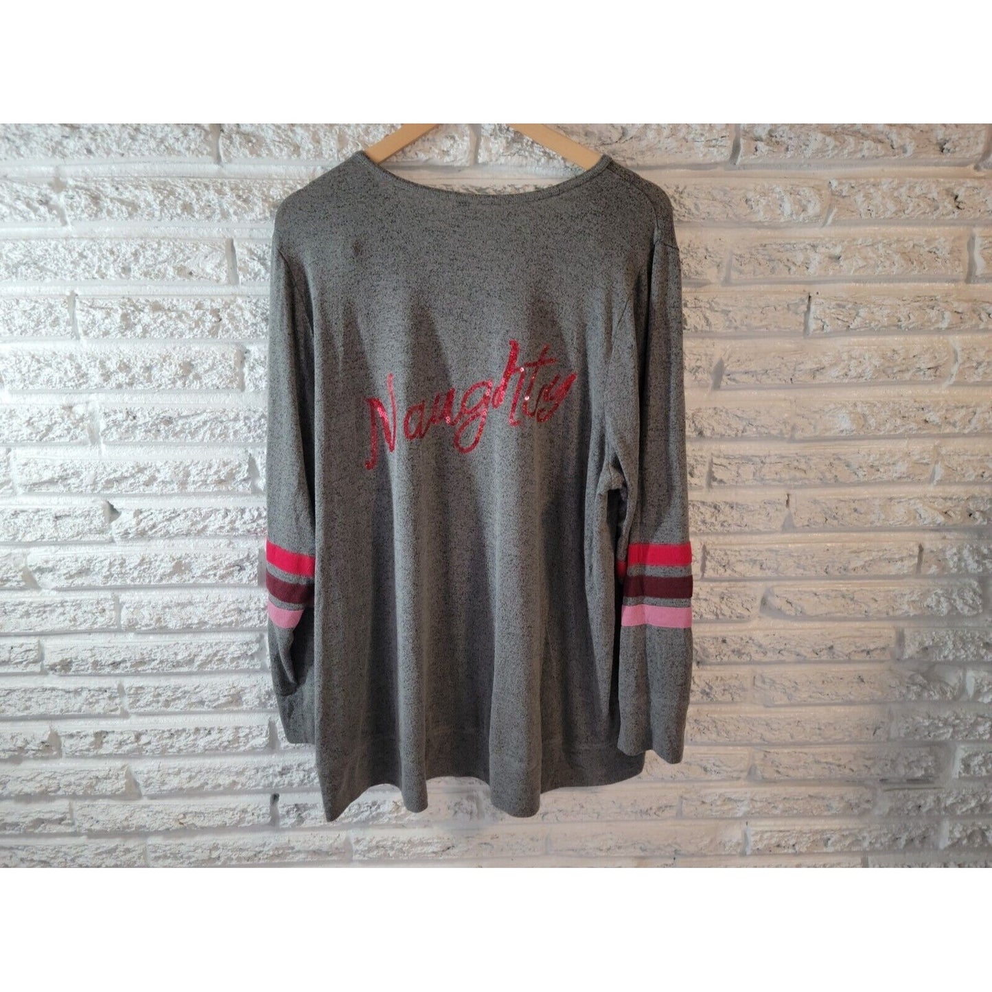 Christmas Cacique Womens Pajamas 18 20 Top Long Sleeve Sequins Naughty Nice Gray