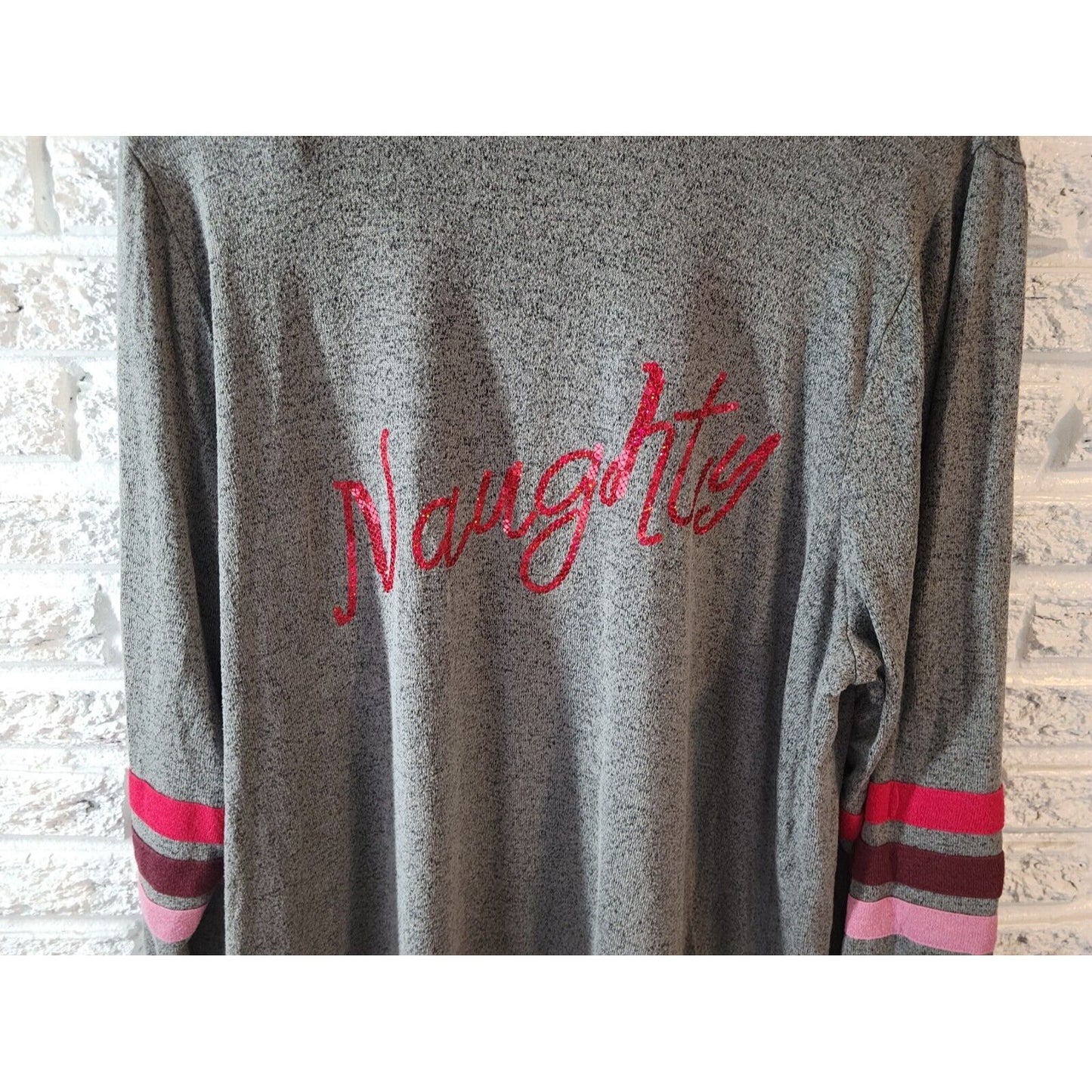Christmas Cacique Womens Pajamas 18 20 Top Long Sleeve Sequins Naughty Nice Gray