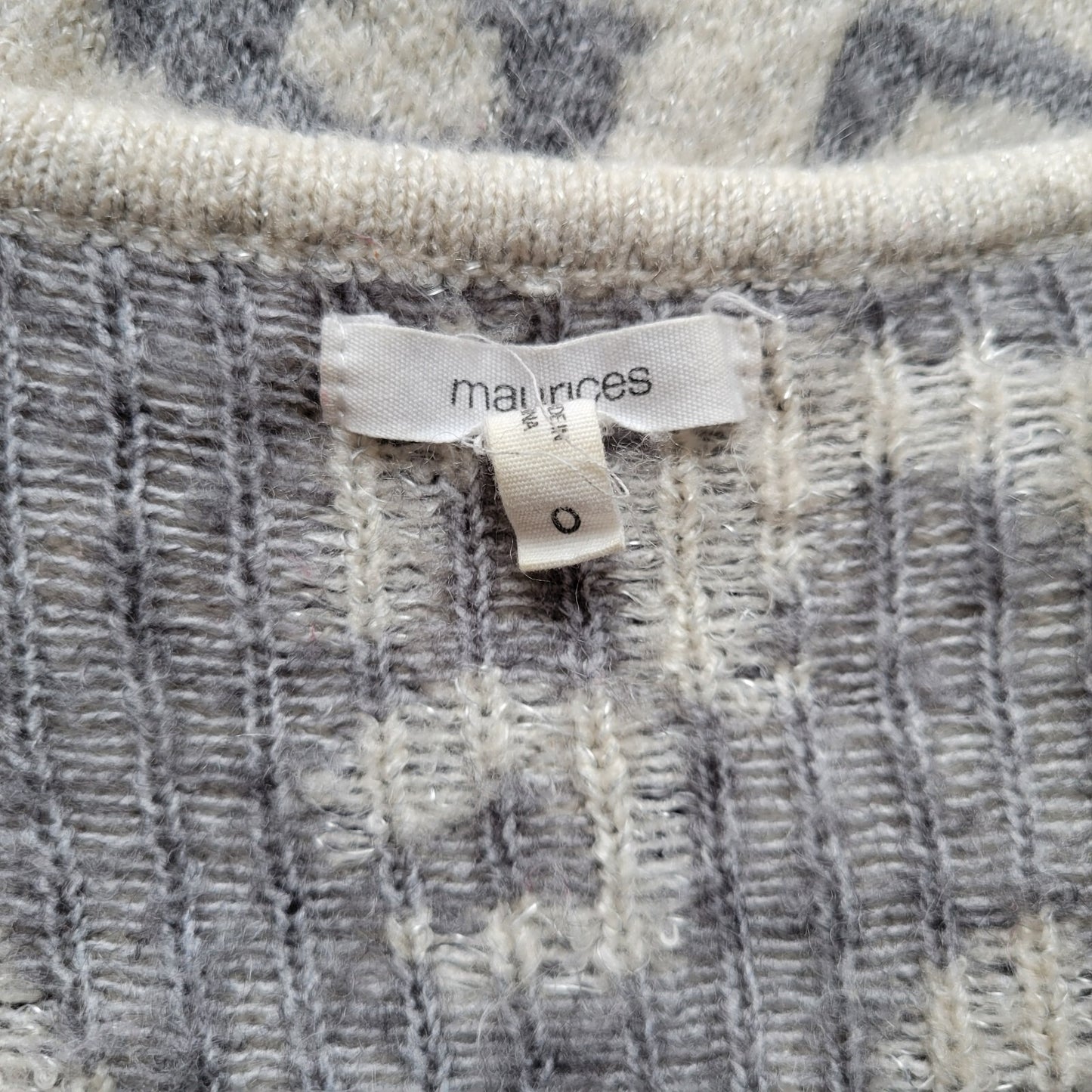 Maurices Womens Sweater 0 0X Plus Long Sleeve Gray Animal Print Soft Lightweight