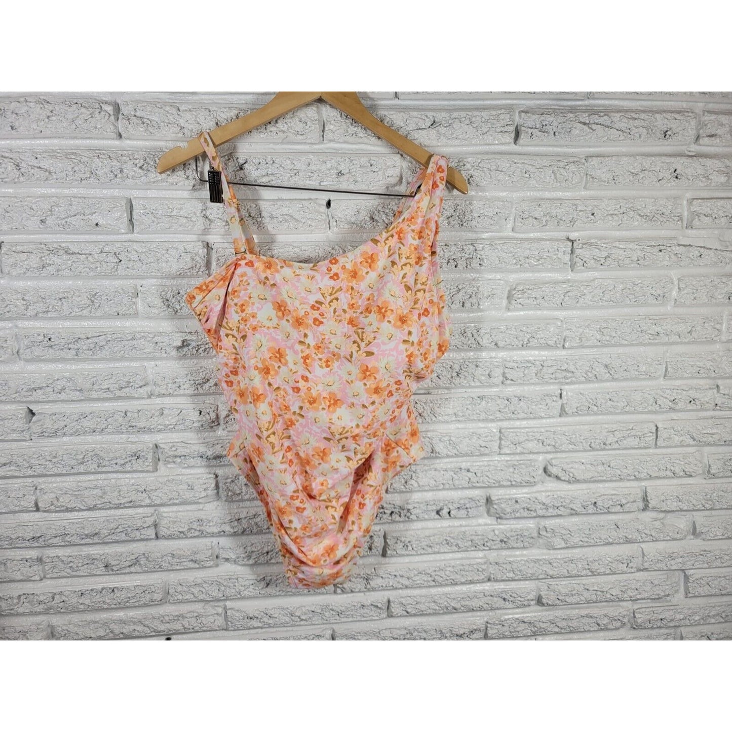 Kona Sol Womens Swimsuit 18W One Piece Orange Floral Bra Ruched Adjustable Strap