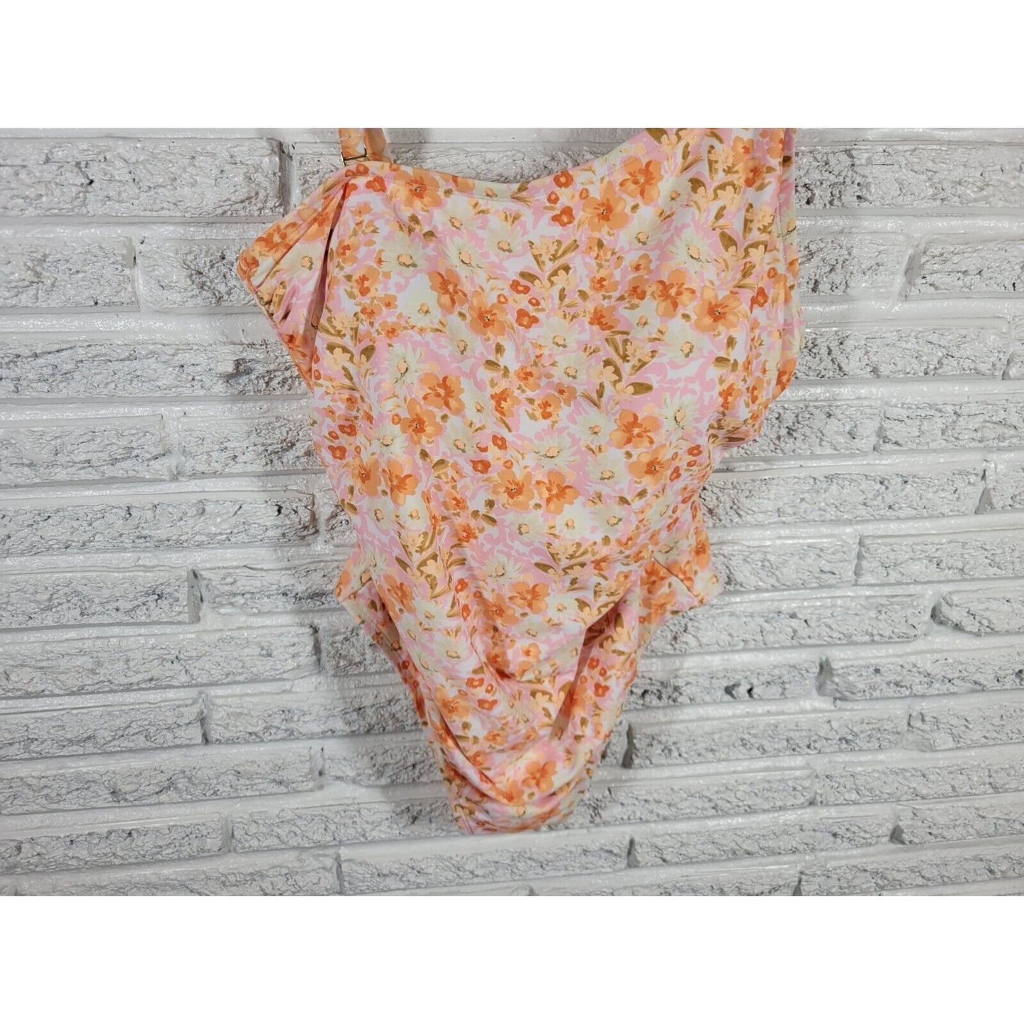 Kona Sol Womens Swimsuit 18W One Piece Orange Floral Bra Ruched Adjustable Strap