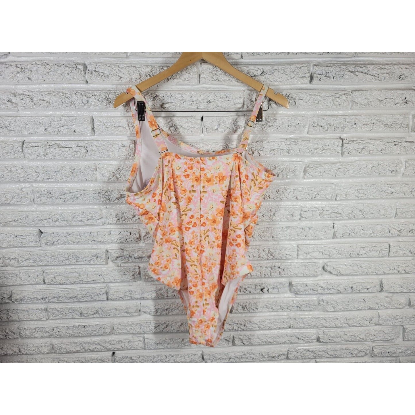 Kona Sol Womens Swimsuit 18W One Piece Orange Floral Bra Ruched Adjustable Strap