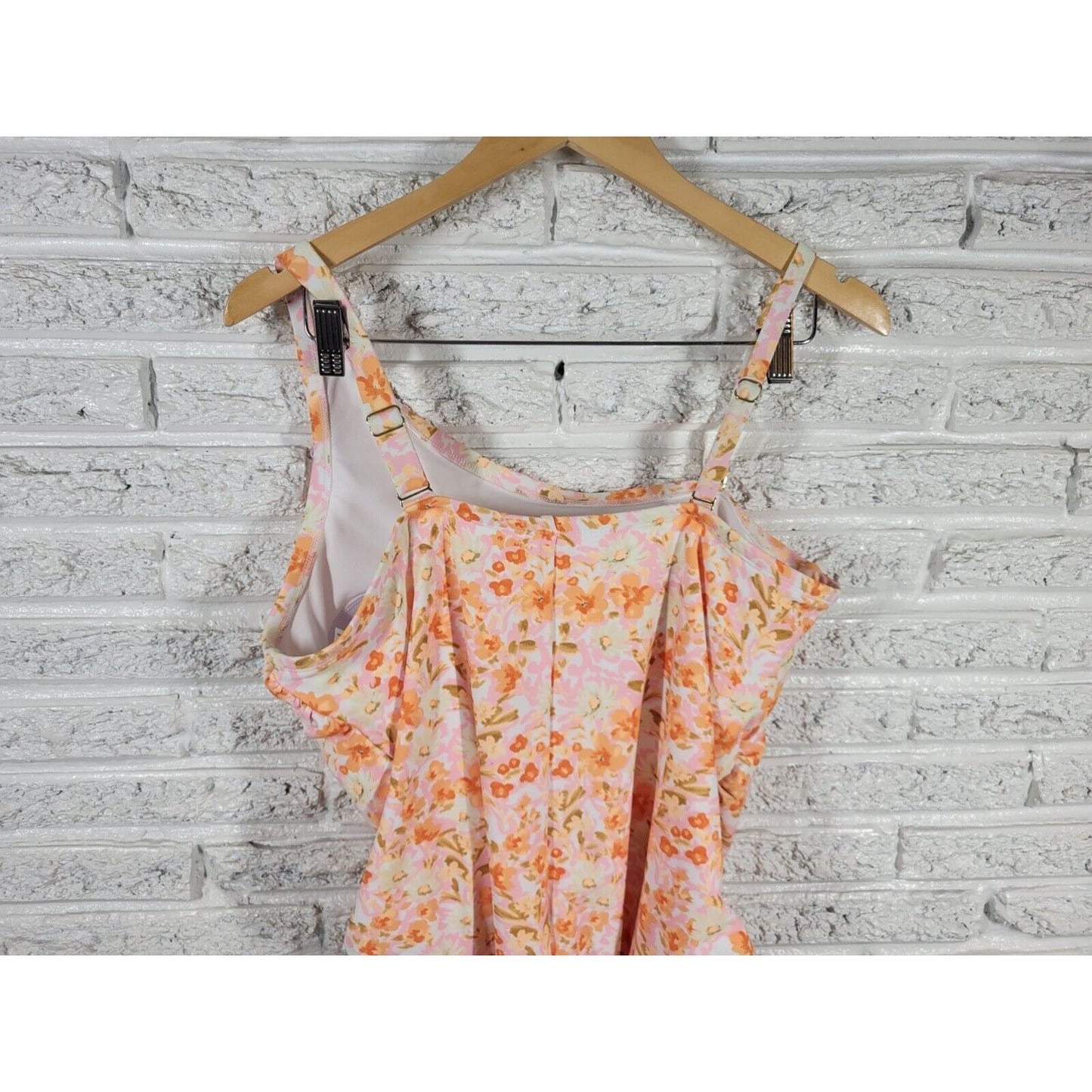 Kona Sol Womens Swimsuit 18W One Piece Orange Floral Bra Ruched Adjustable Strap