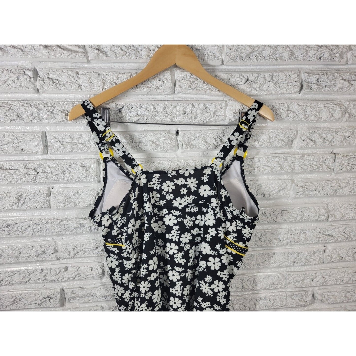 Motherhood Maternity Womens Swim Top Extra Large Spaghetti Black Floral Bra