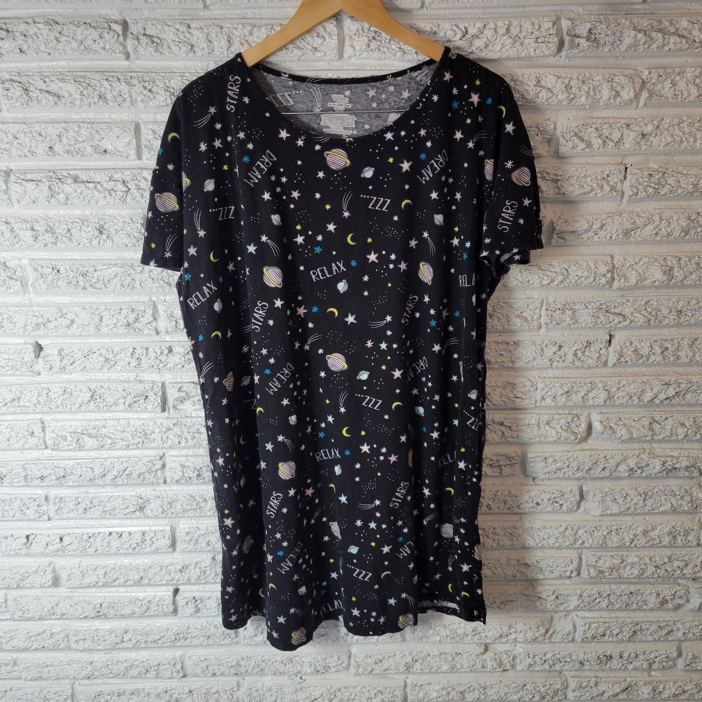 Secret Treasure Womens Pajama Top 2X 3X Plus Black Relax Outer Space Stars Comfy
