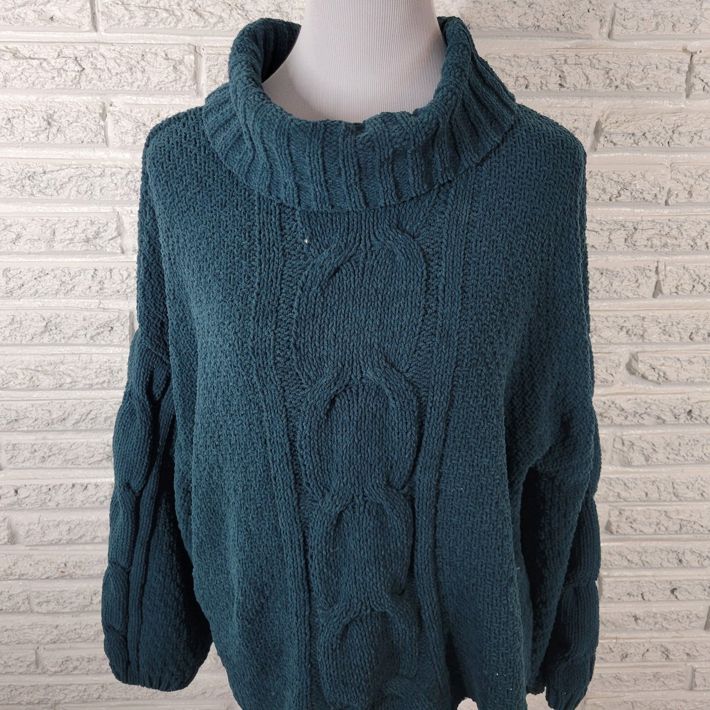 Seven 7 Womens Sweater Extra Large Turtleneck Green Cable Knit Casual Polyester