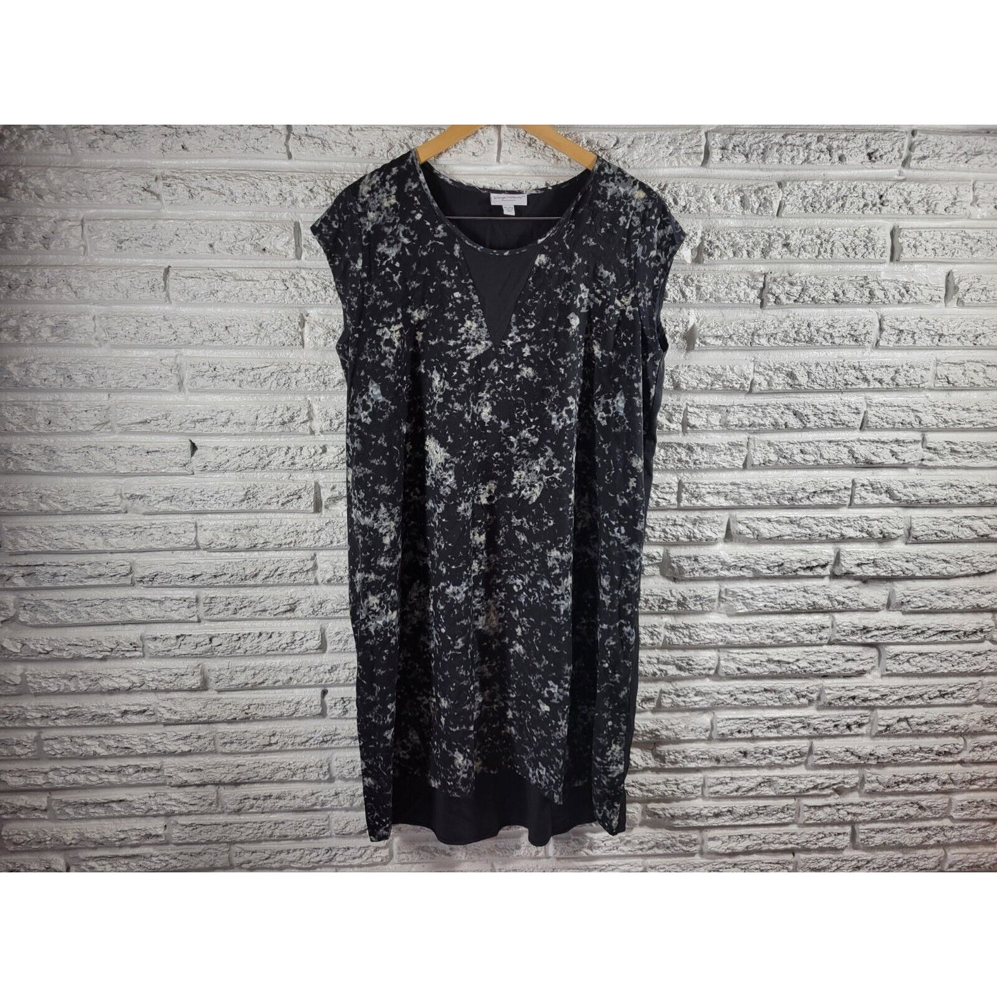 Liz Lange Maternity Womens Dress XL Shift Sleeveless Black Tie Dye Asymmetric