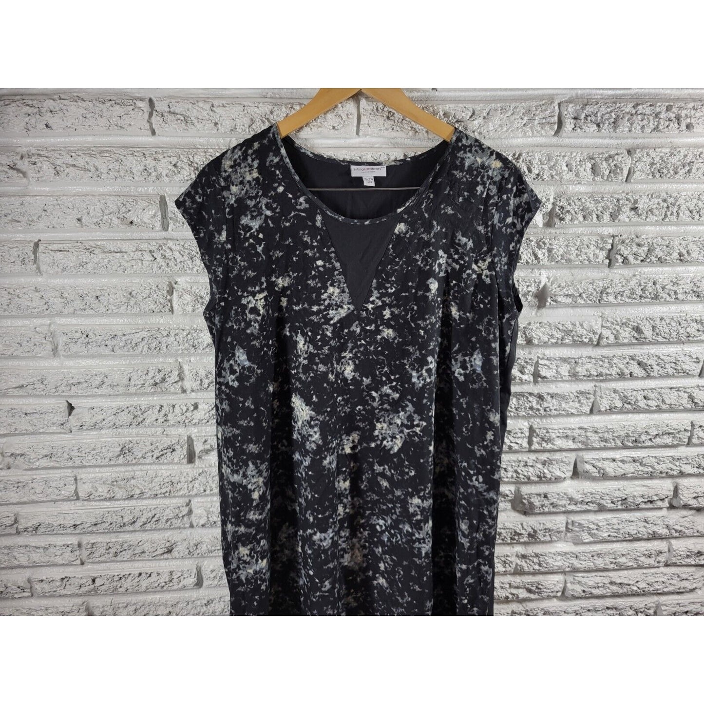 Liz Lange Maternity Womens Dress XL Shift Sleeveless Black Tie Dye Asymmetric