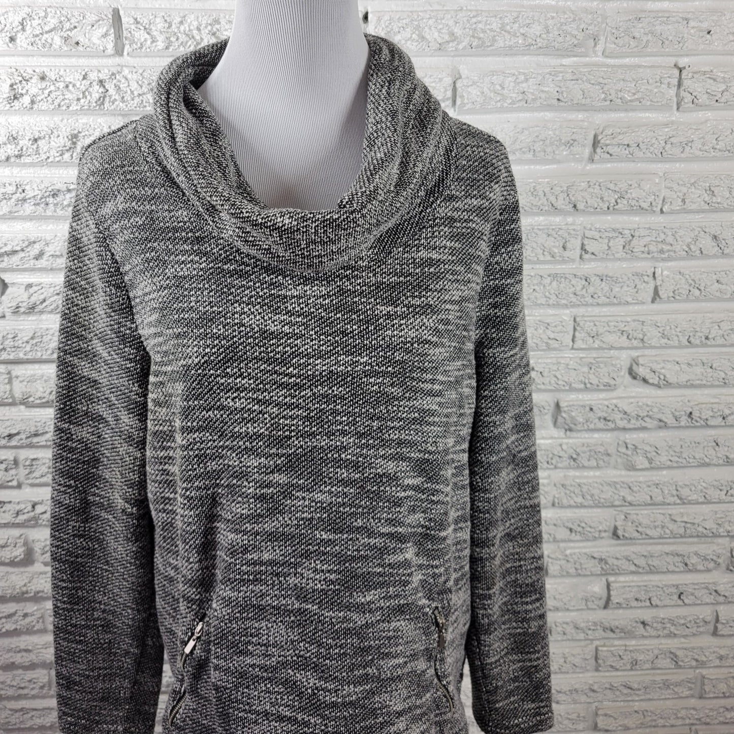 Croft Barrow Womens Sweater Extra Large Long Sleeve Turtleneck Gray Zip Pockets
