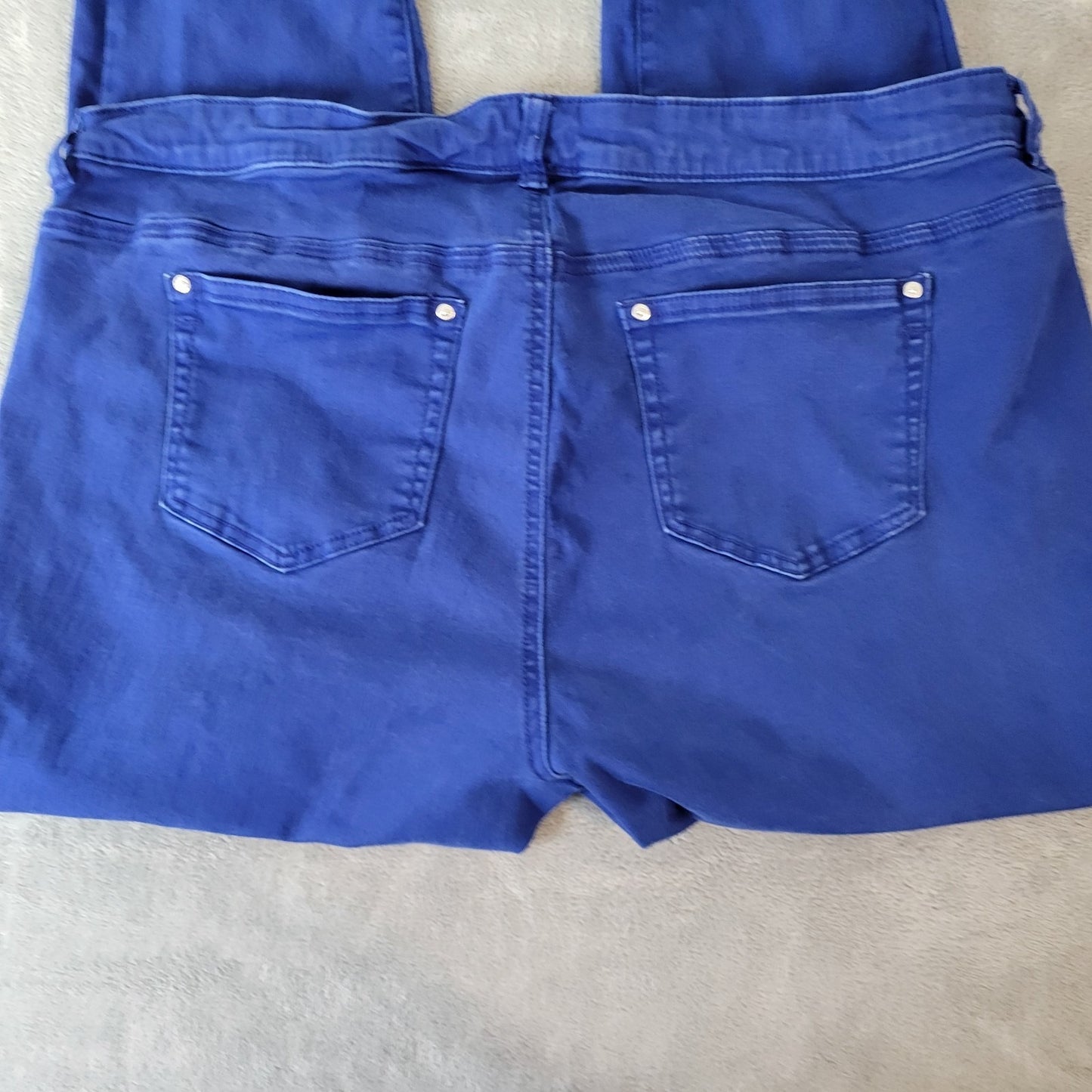 Morgan Walker Womens Jeans 18 Plus Capri Bright Blue Denim Zip Fly Cuffs Comfy