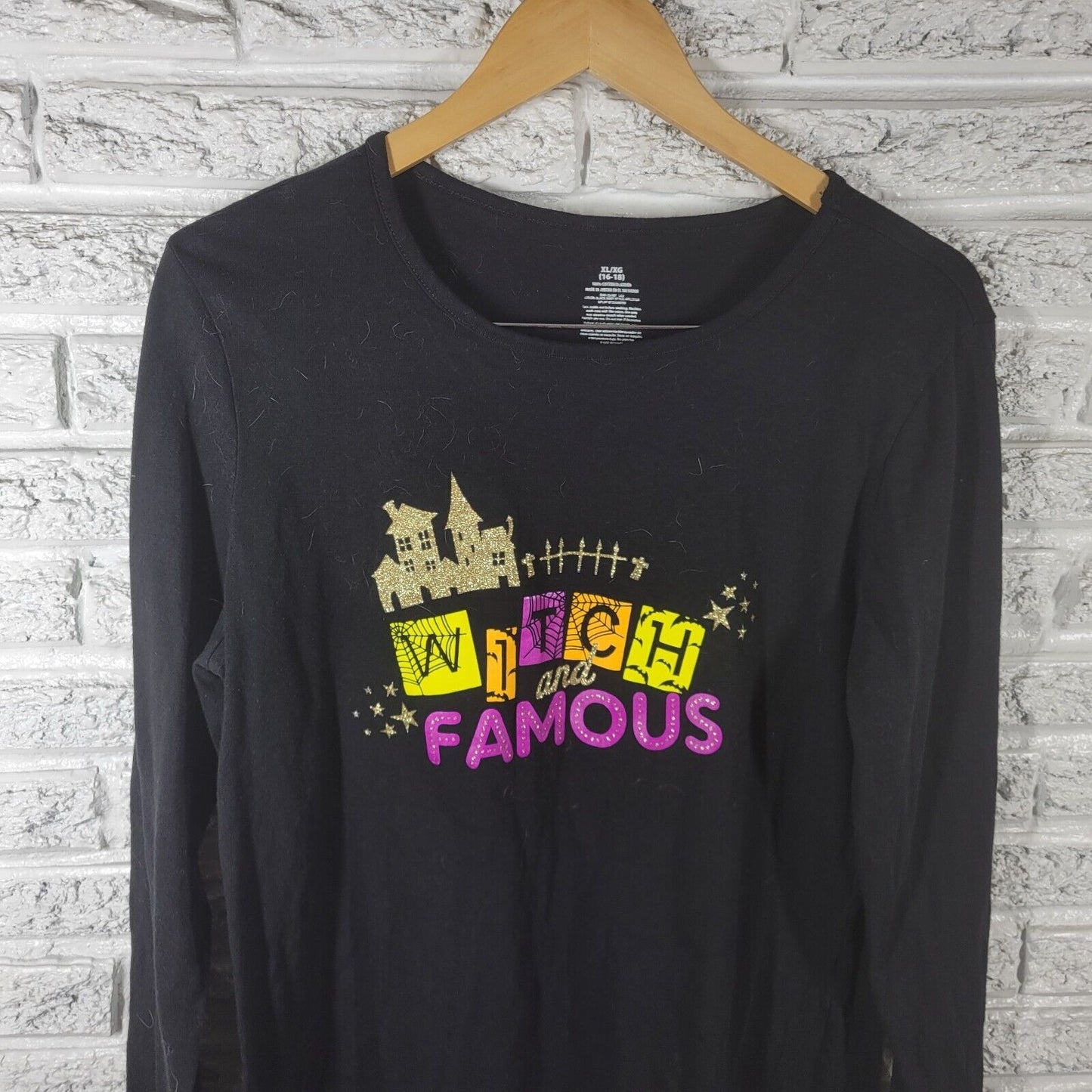 Halloween Womens Top Extra Large XL 16 18 Tee Witch Famous Black Glitter Wicked