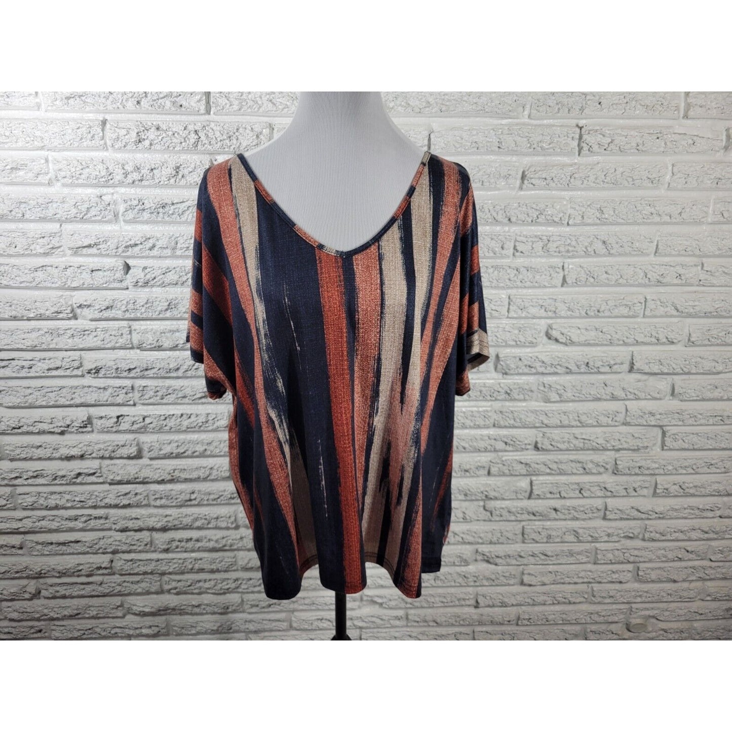 Emery Rose Women Top 1XL Plus Tee Cap Sleeve Earth Tones Brown Stripe Poly Blend