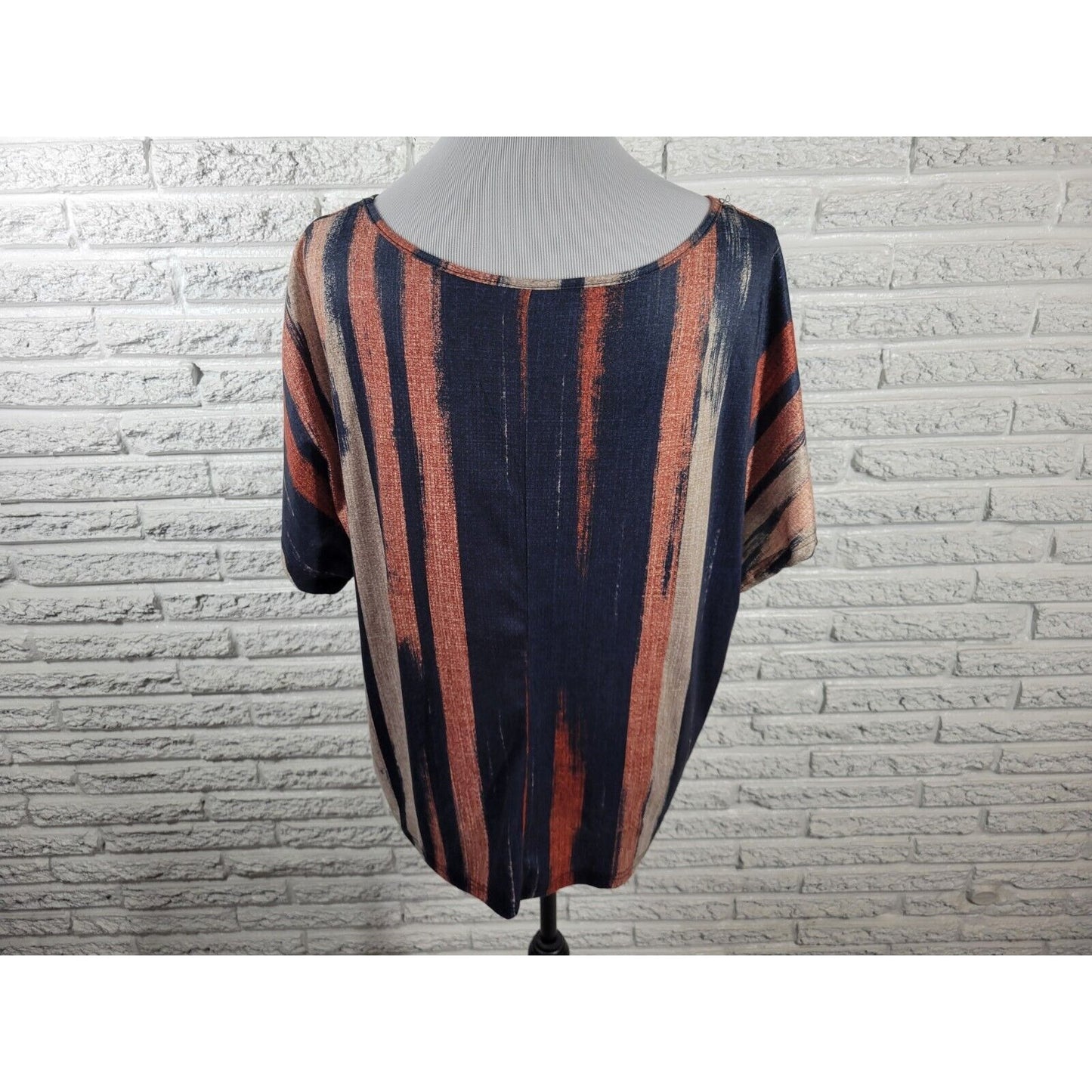 Emery Rose Women Top 1XL Plus Tee Cap Sleeve Earth Tones Brown Stripe Poly Blend