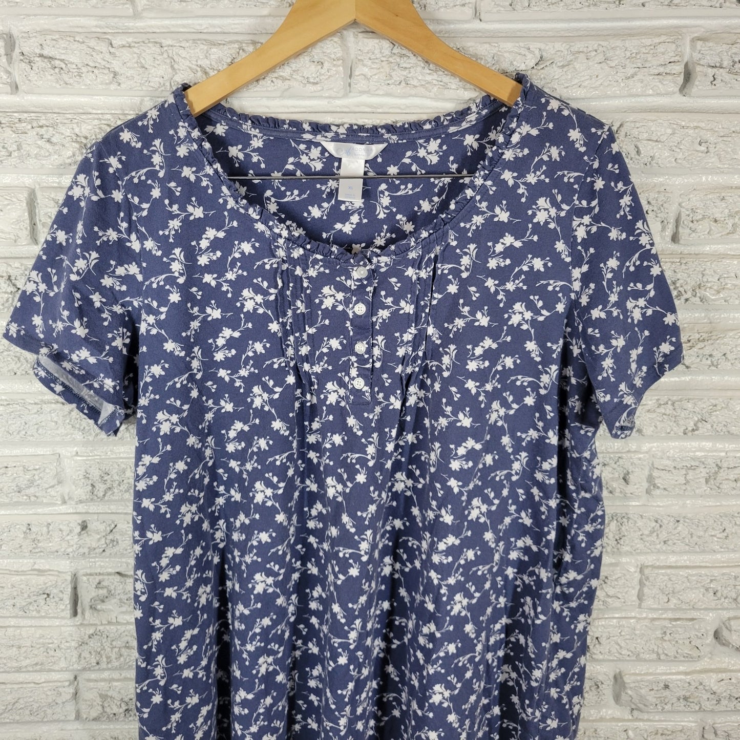 Adonna Womens Pajama Top Extra Large XL Blue Floral Cotton Pintucked Lightweight