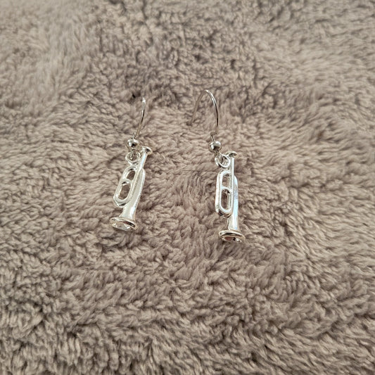 Trumpet Cornet Womens Earrings One Pair Music Silver Tone Alloy Band Orchestra