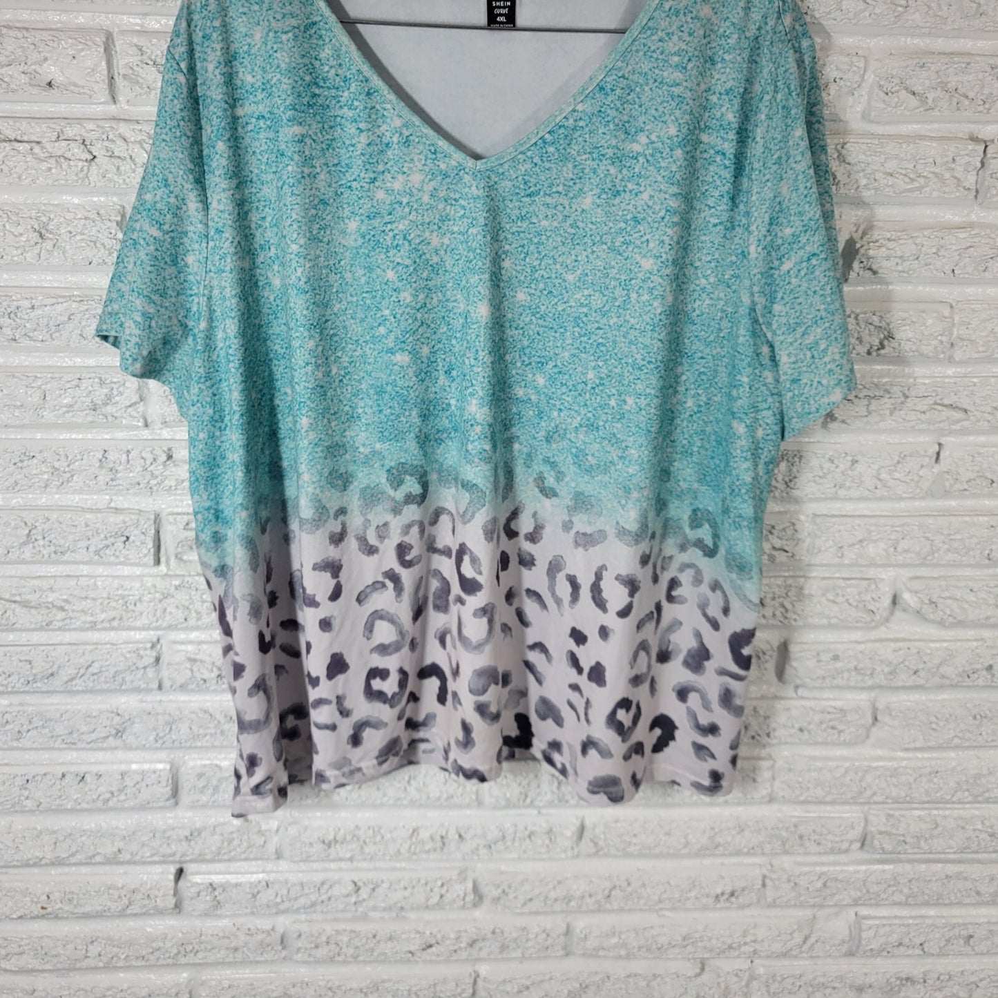 Shein Curve Womens Top 4XL Plus Tee Short Sleeve Blue Animal Print Poly Blend