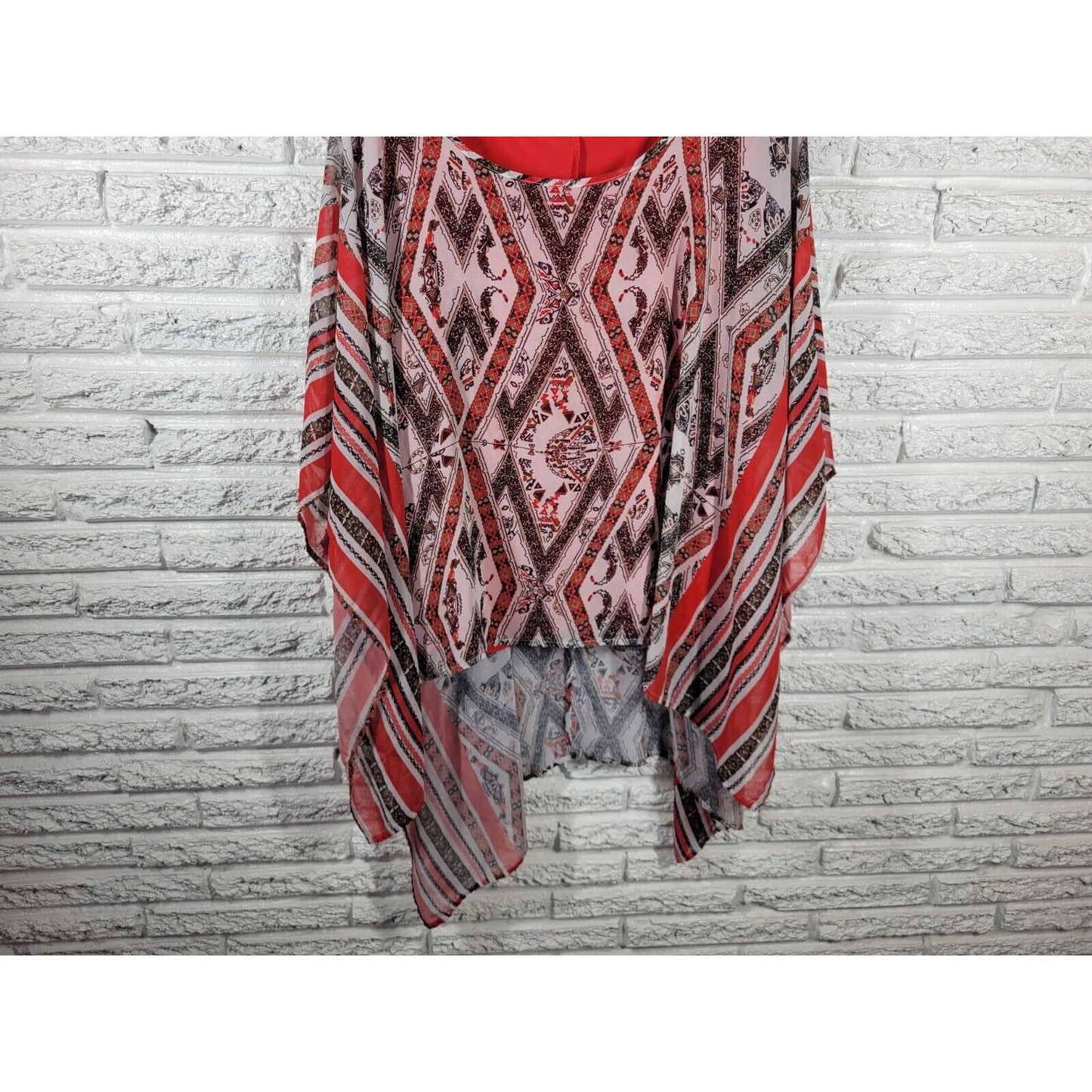 Cato Womens Top 26W 28W Plus Tunic Handkerchief Hem Kimono Sleeve Red Geometric