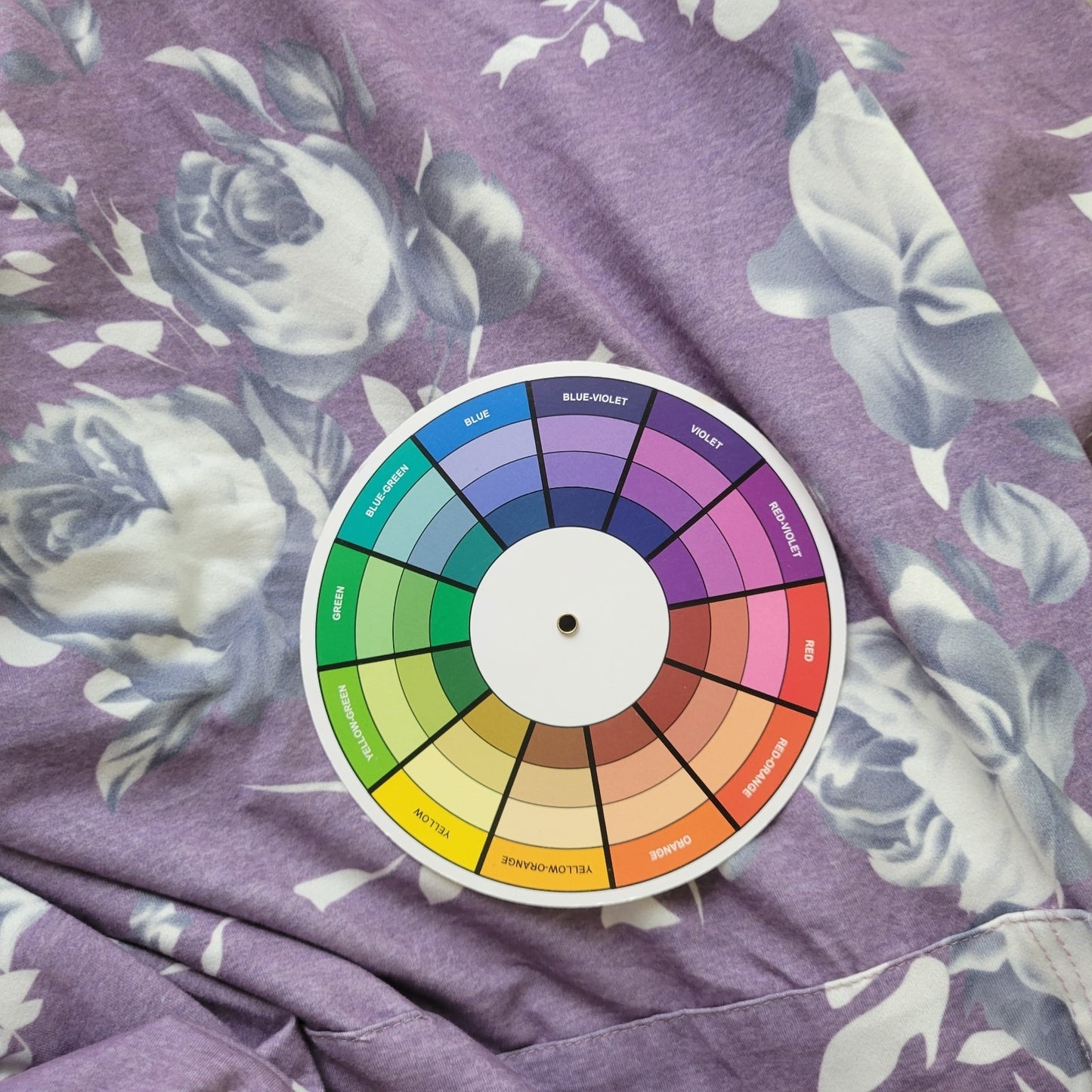 Womens Top Extra Large XL Tee Hoodie Lavender Floral Pockets Poly Blend Casual