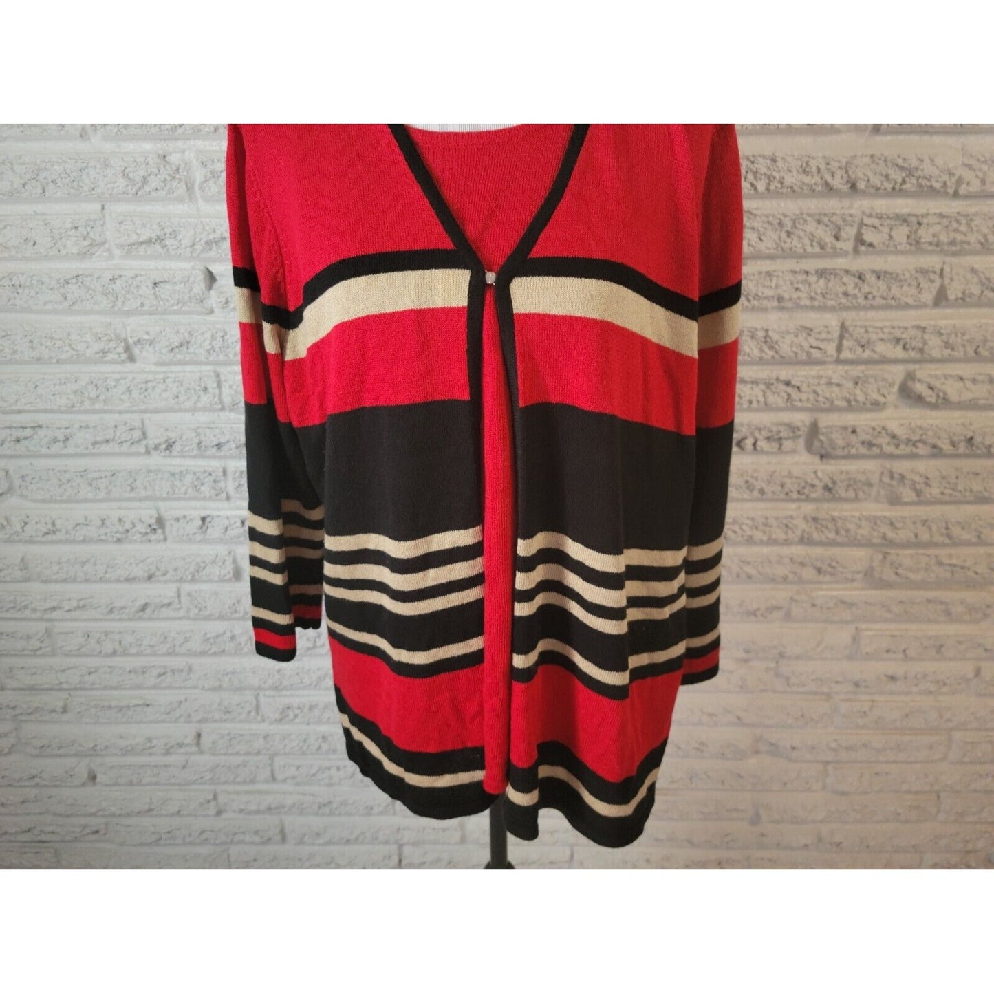 Sag Harbor Women Sweater 2X Plus Long Sleeve Red Stripe Office Clasp Closure