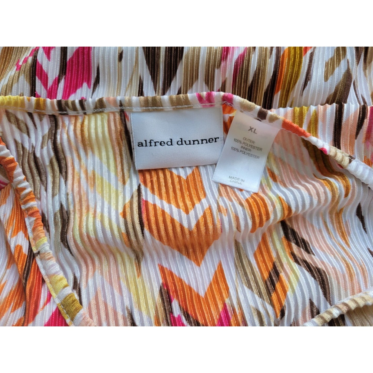 Alfred Dunner XL Women's Blouse Red Geometric Tiered Lined Stretch GEO362XE