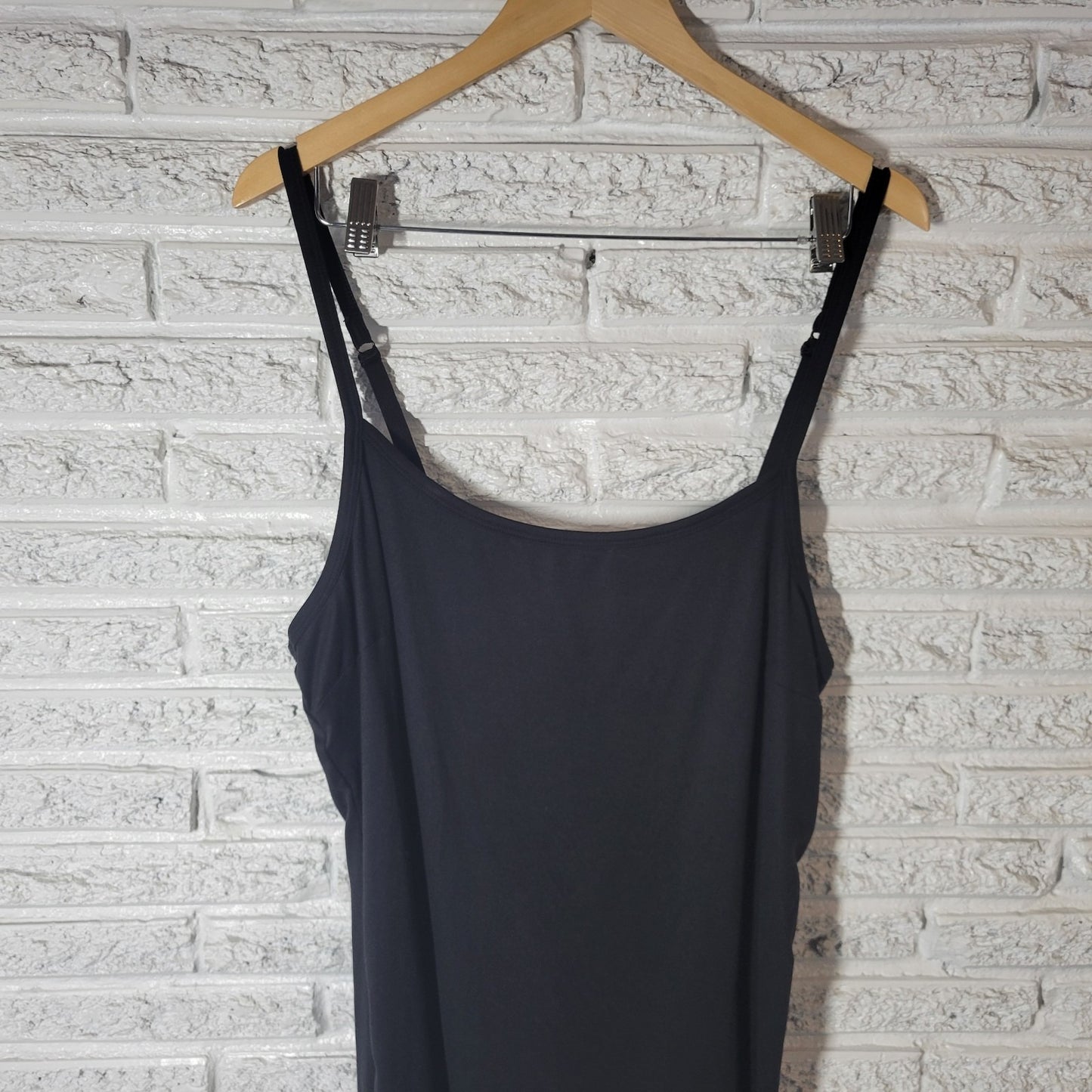 Terra Sky Womens Top 2X Camisole Black Adjustable Spaghetti Strap Lightweight