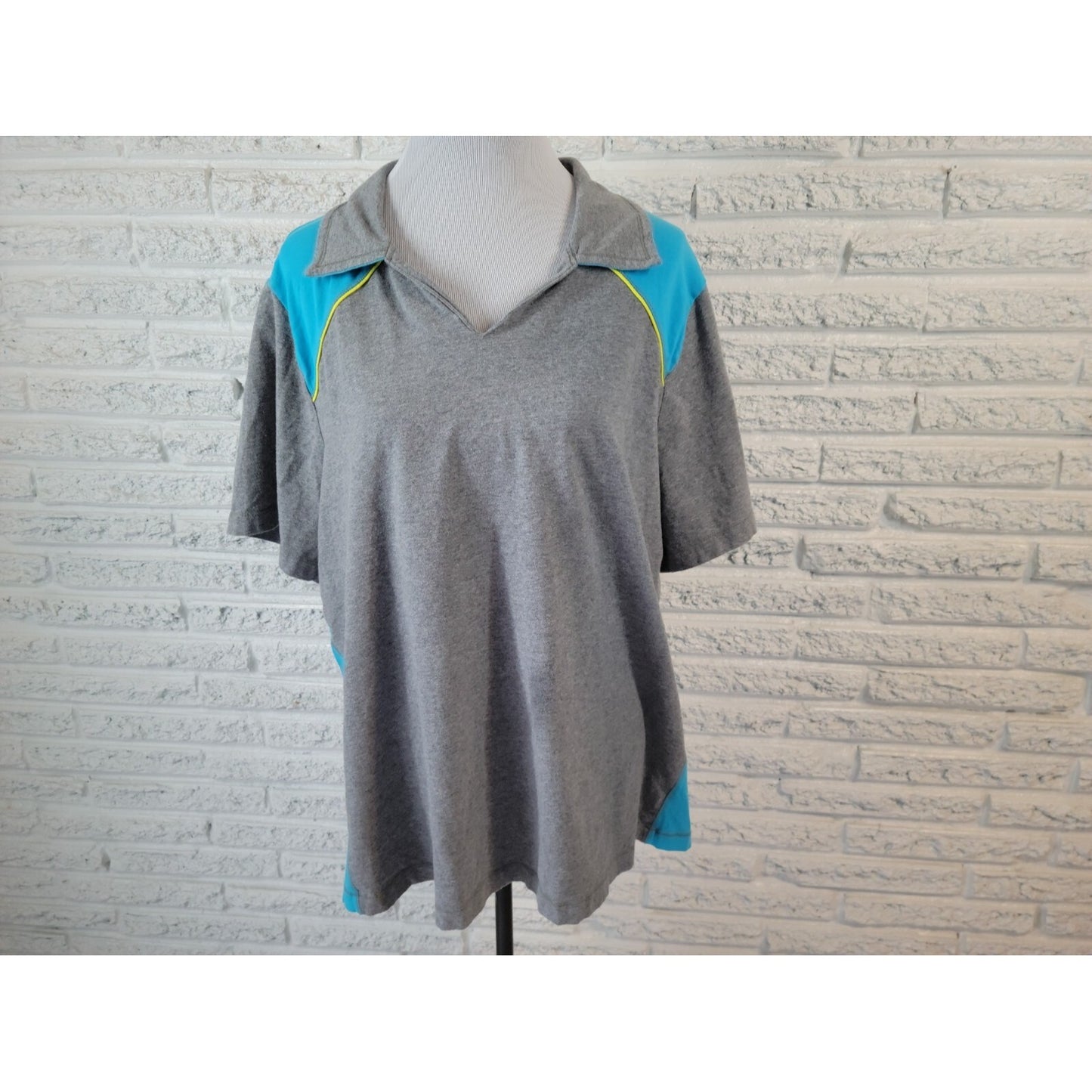 Catherines Womens Top 2X 22W 24W Plus Short Sleeve Gray Collar Pullover Casual