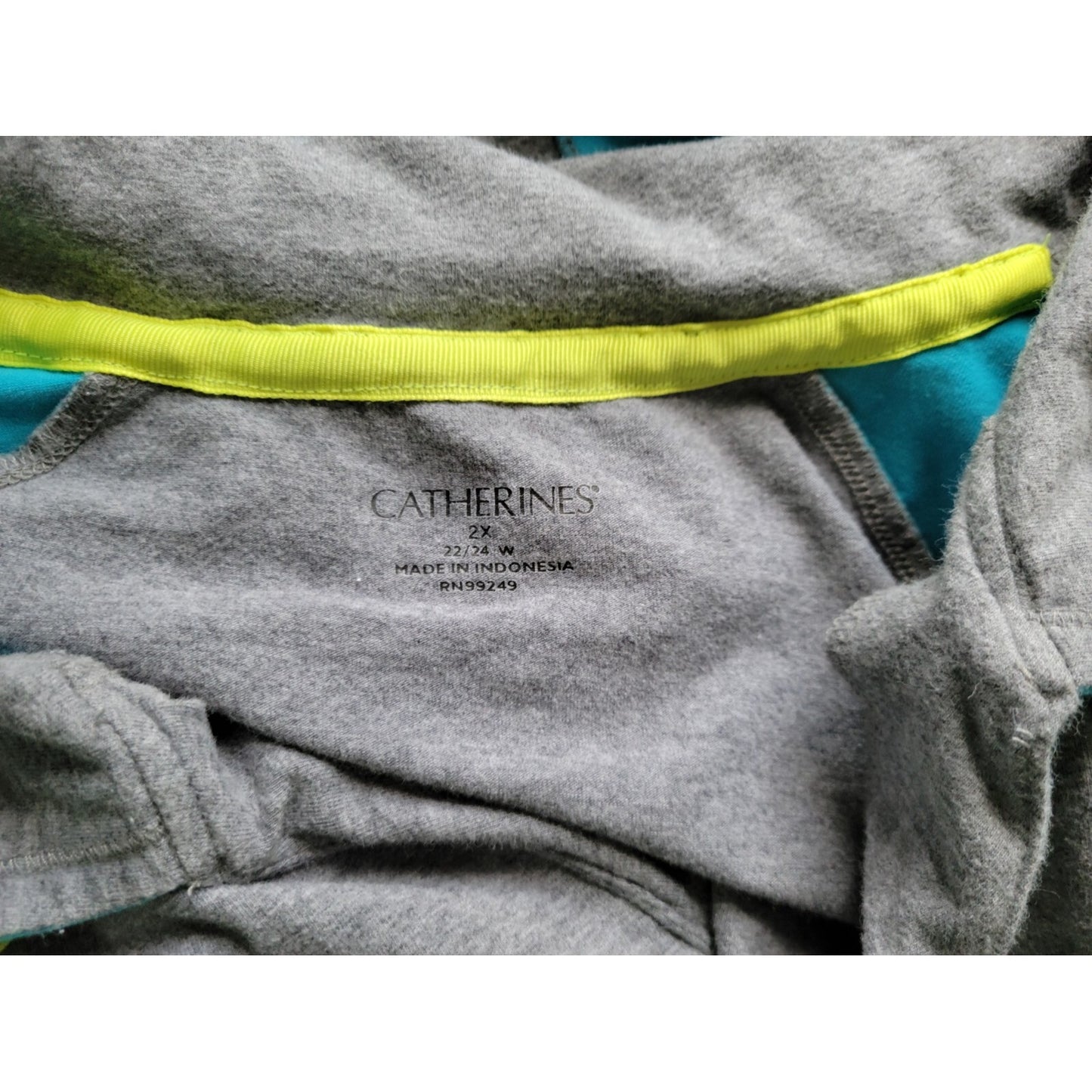 Catherines Womens Top 2X 22W 24W Plus Short Sleeve Gray Collar Pullover Casual