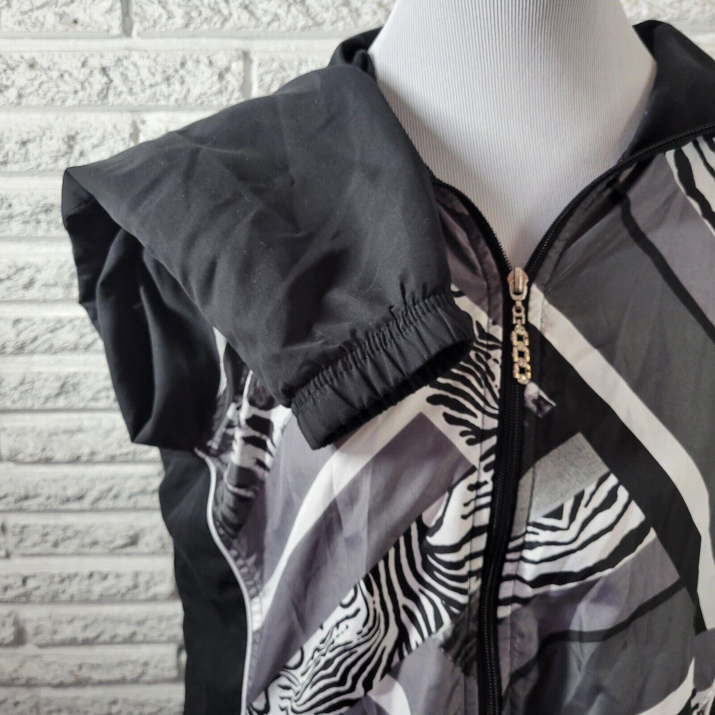 Activology Women Jacket Extra Large XL Black Animal Print Zip Lightweight Lined