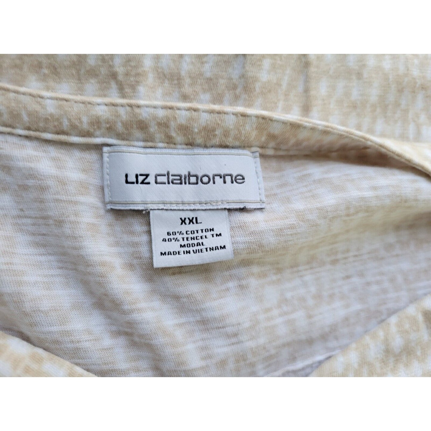 Liz Claiborne Women Top XXL Plus Cap Sleeve Beige Geometric Casual Stretch VNeck