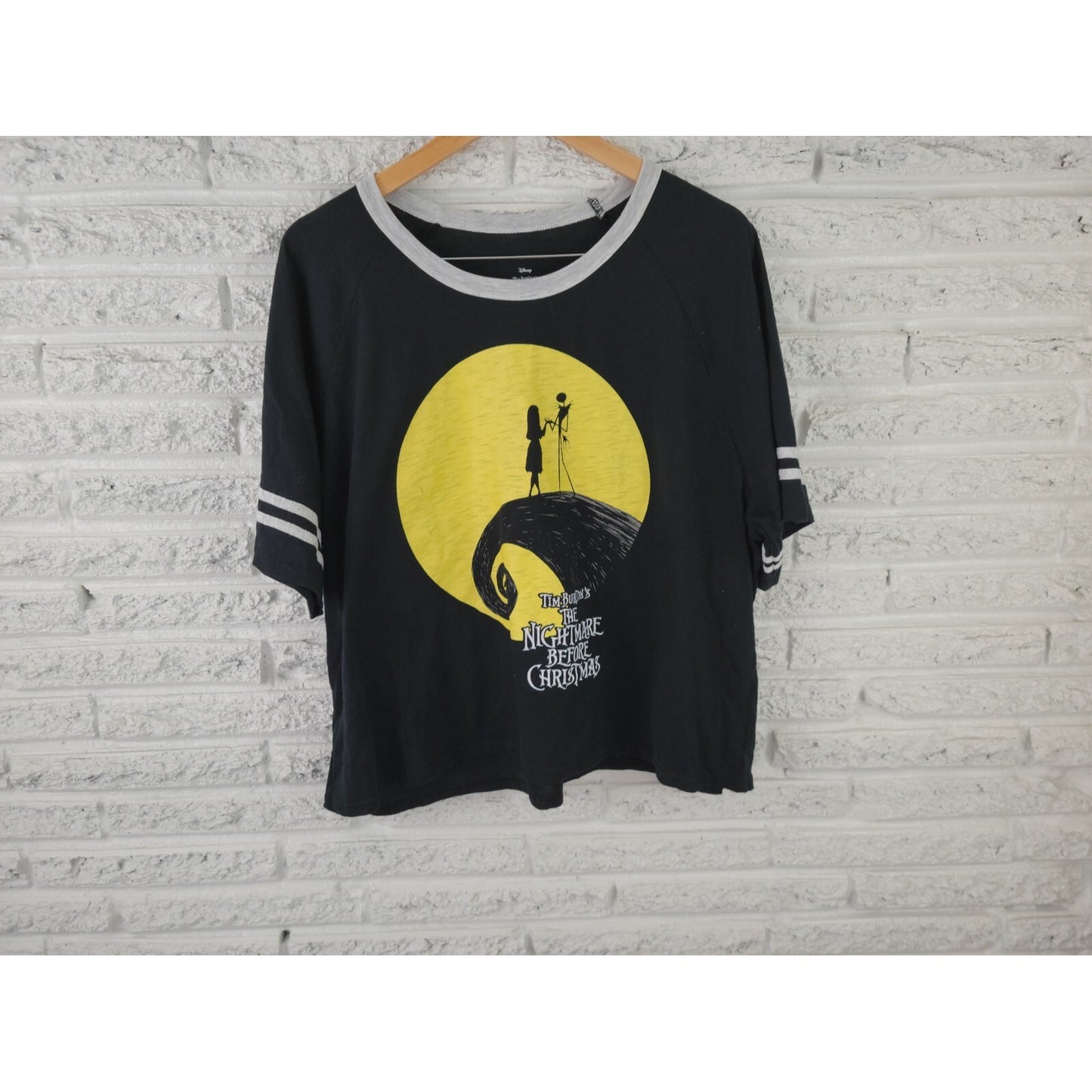 Christmas Disney Nightmare Before 3XL Plus Black Tee Crop Short Sleeve Pull On