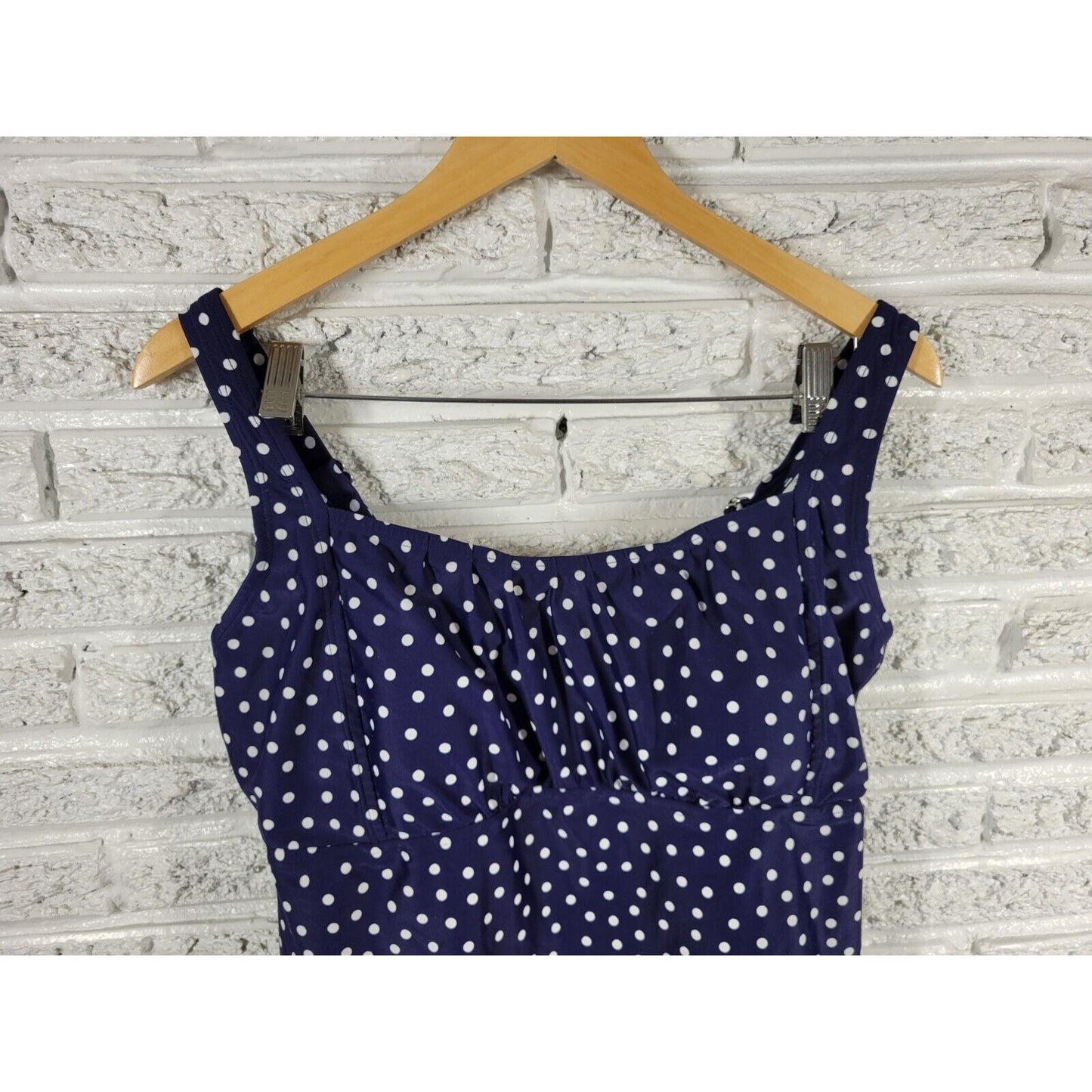 St Johns Bay Womens Swim Top 18W Adjustable Wide Strap Lined Bra Blue Polka Dot